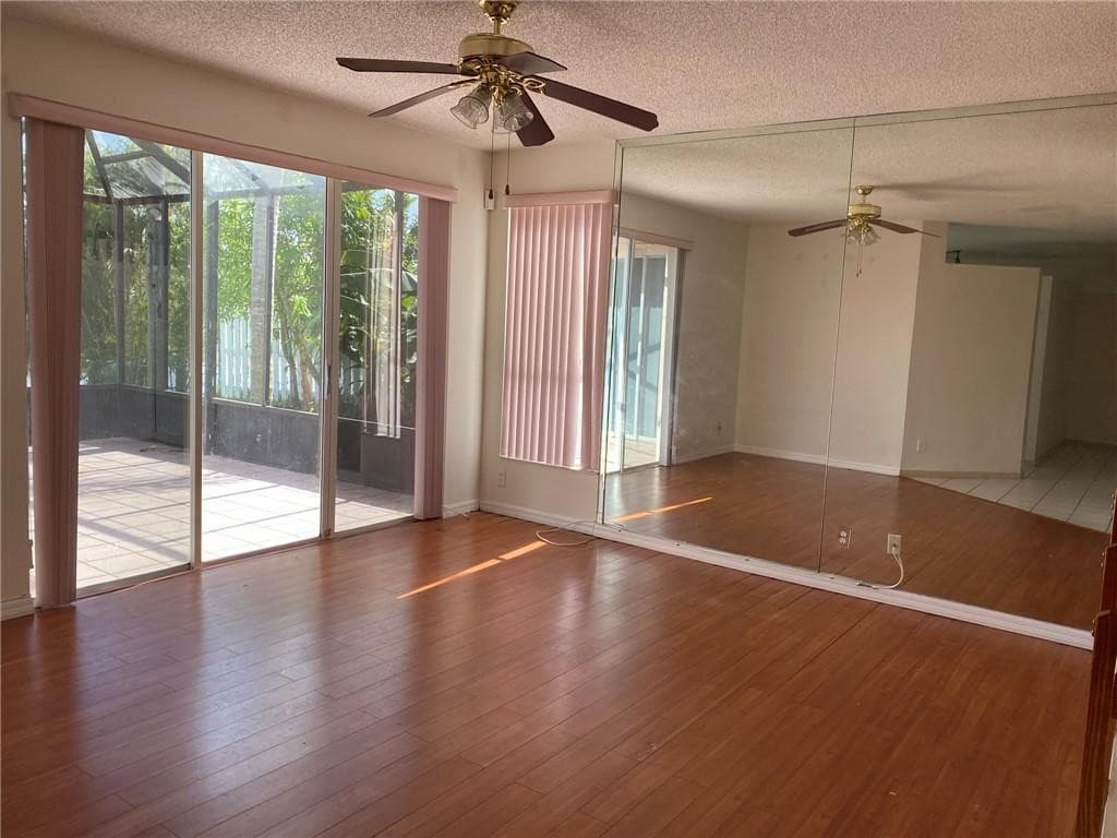 19199 NW 19th Street, Pembroke Pines, FL 33029 — photo 6 of 34
