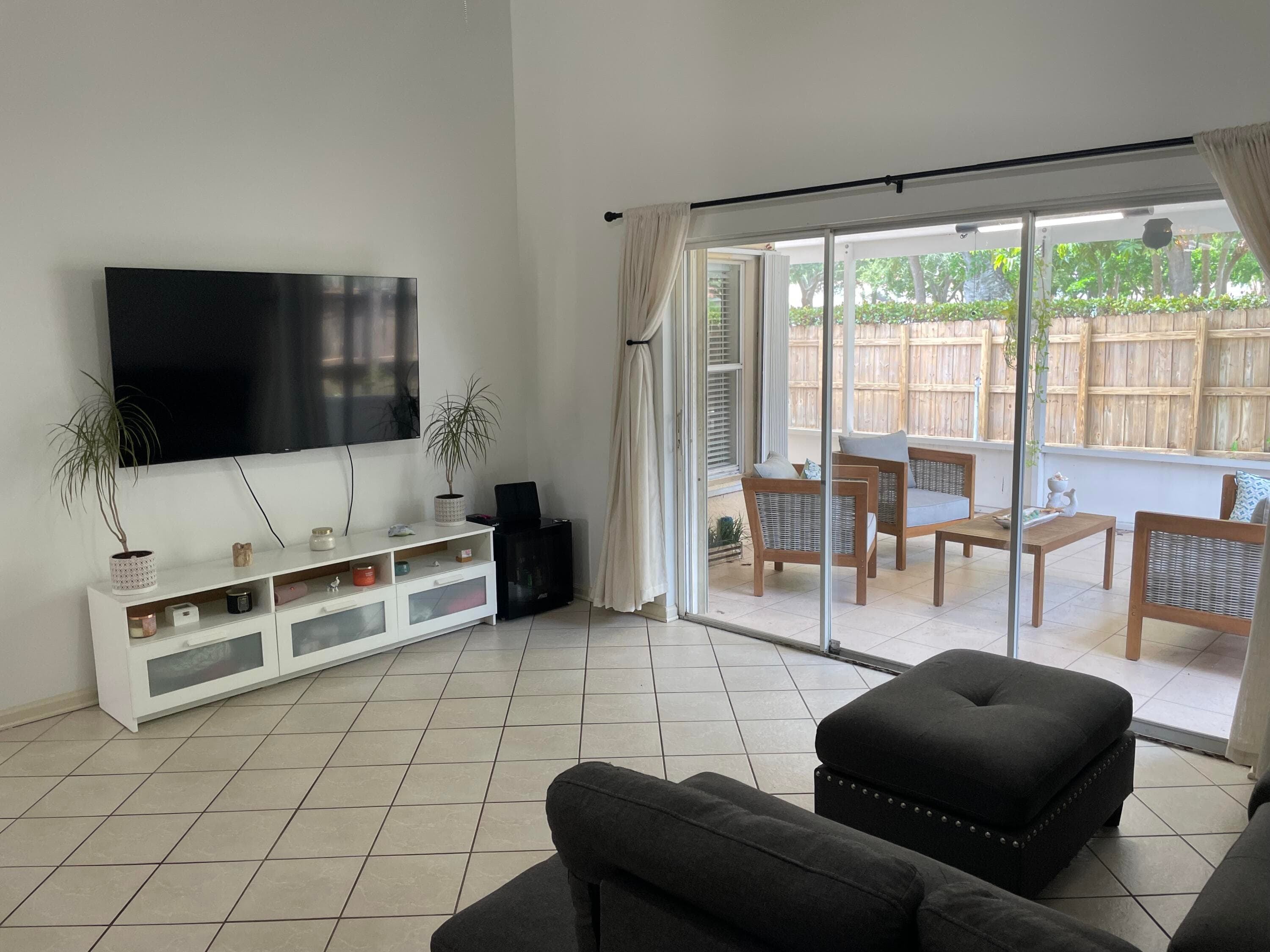 8229 White Rock Circle, Boynton Beach, FL 33436 — photo 13 of 37