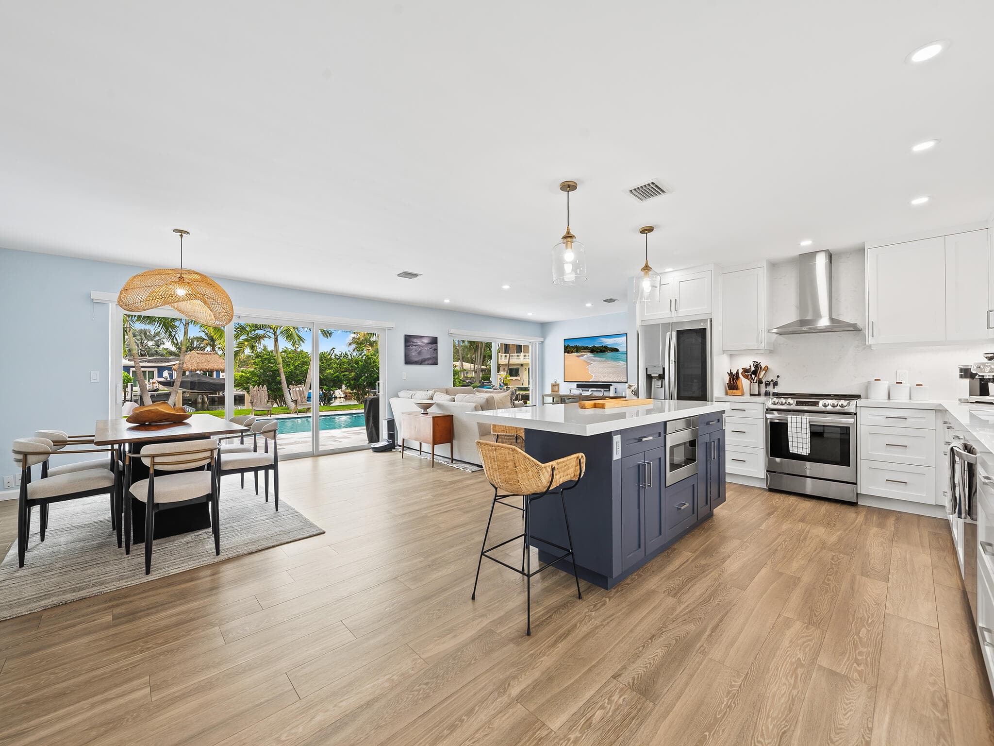 2421 NE 50th Street, Lighthouse Point, FL 33064 — photo 9 of 34