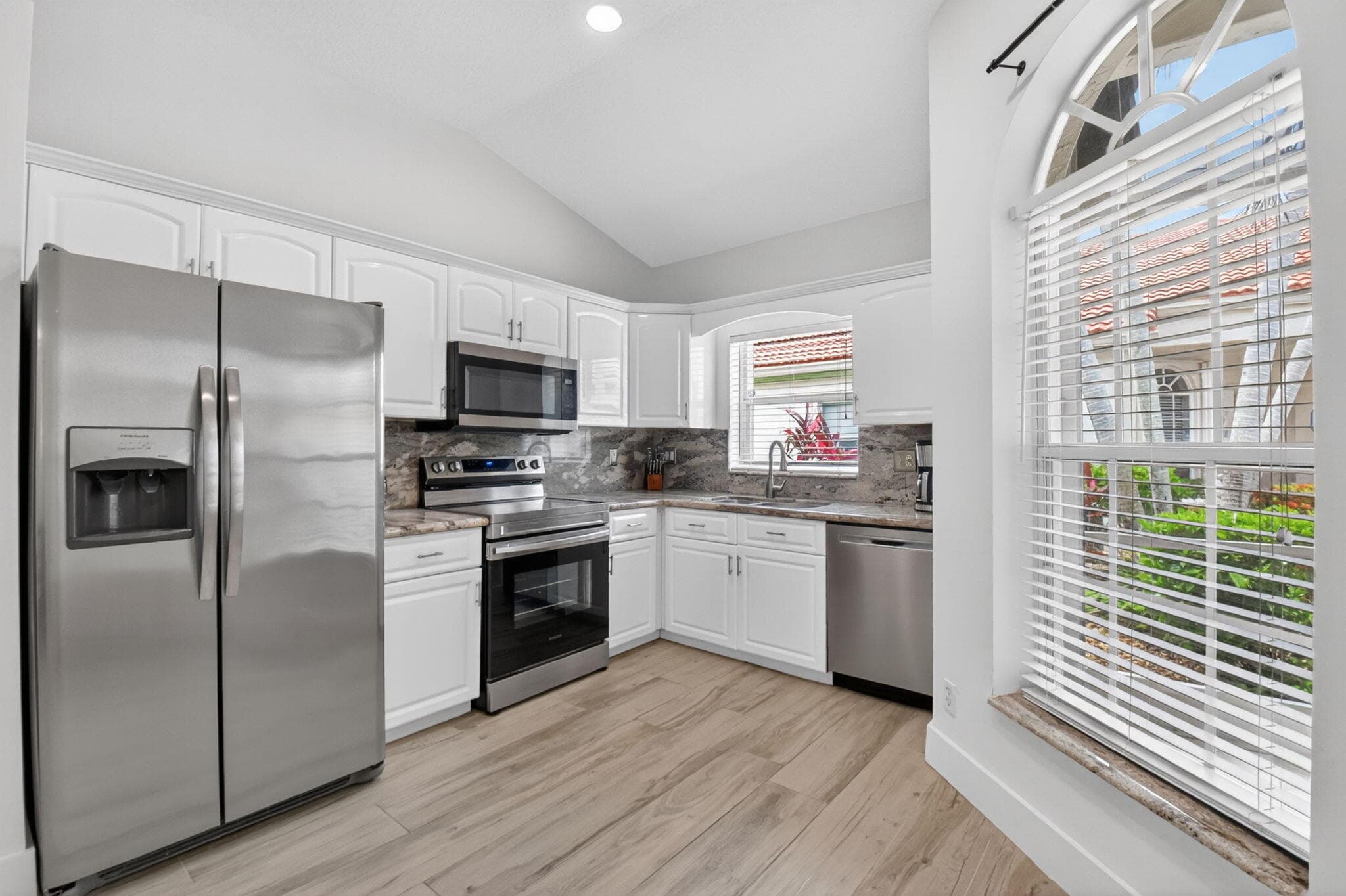 1813 Wood Fern Drive, Boynton Beach, FL 33436 — photo 13 of 69