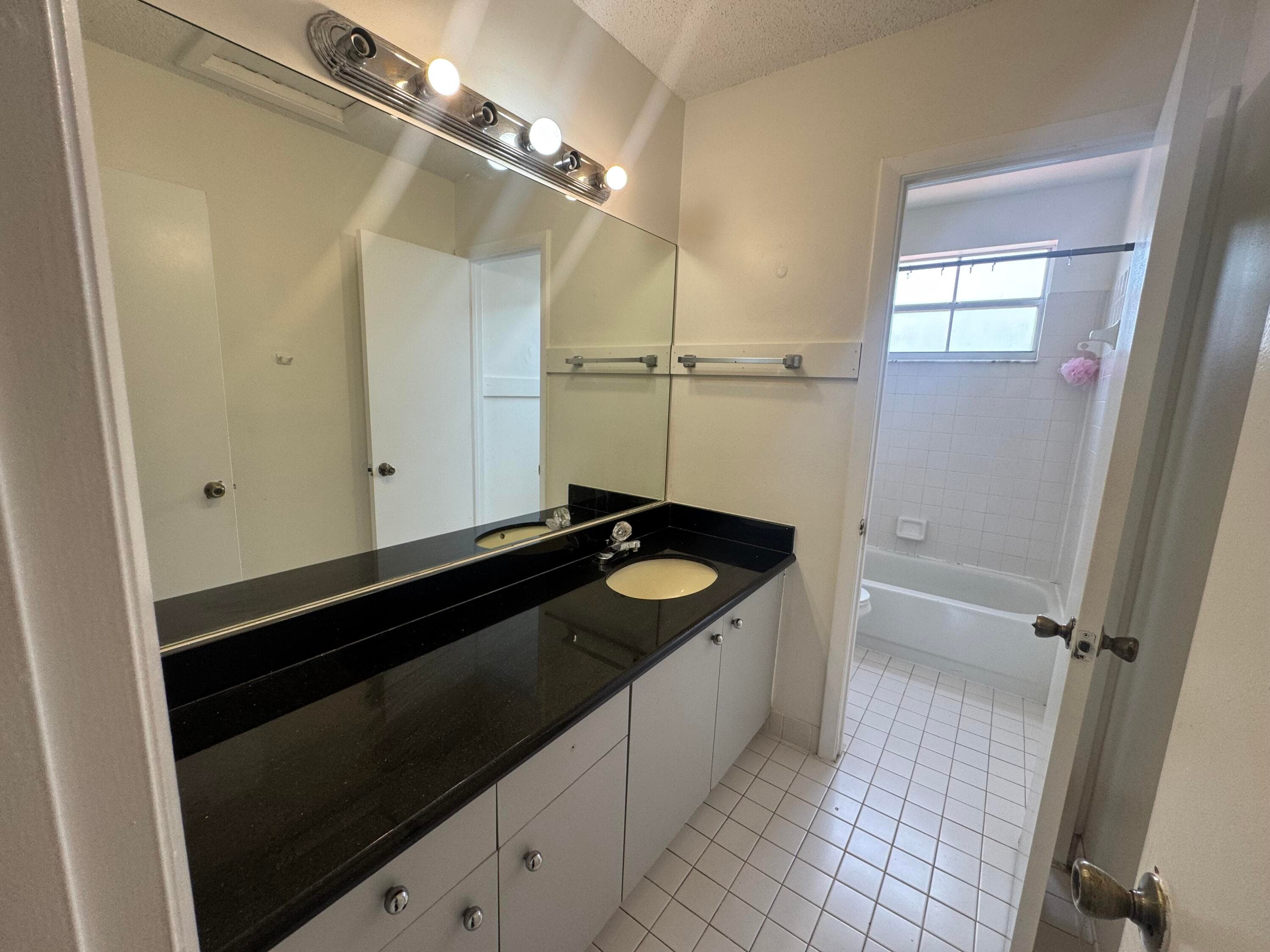 19199 NW 19th Street, Pembroke Pines, FL 33029 — photo 23 of 34