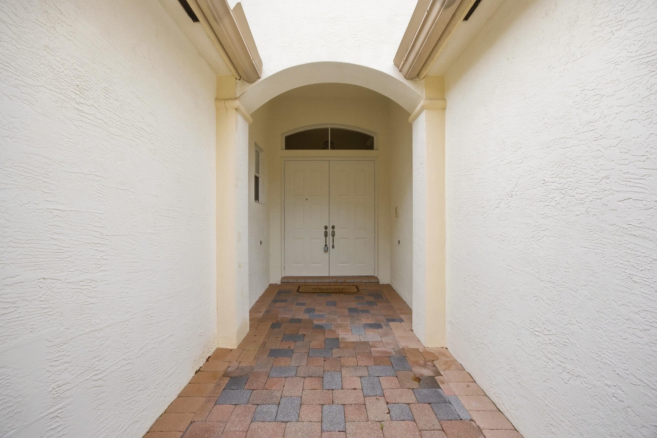 195 Sedona Way, Palm Beach Gardens, FL 33418 — photo 4 of 76
