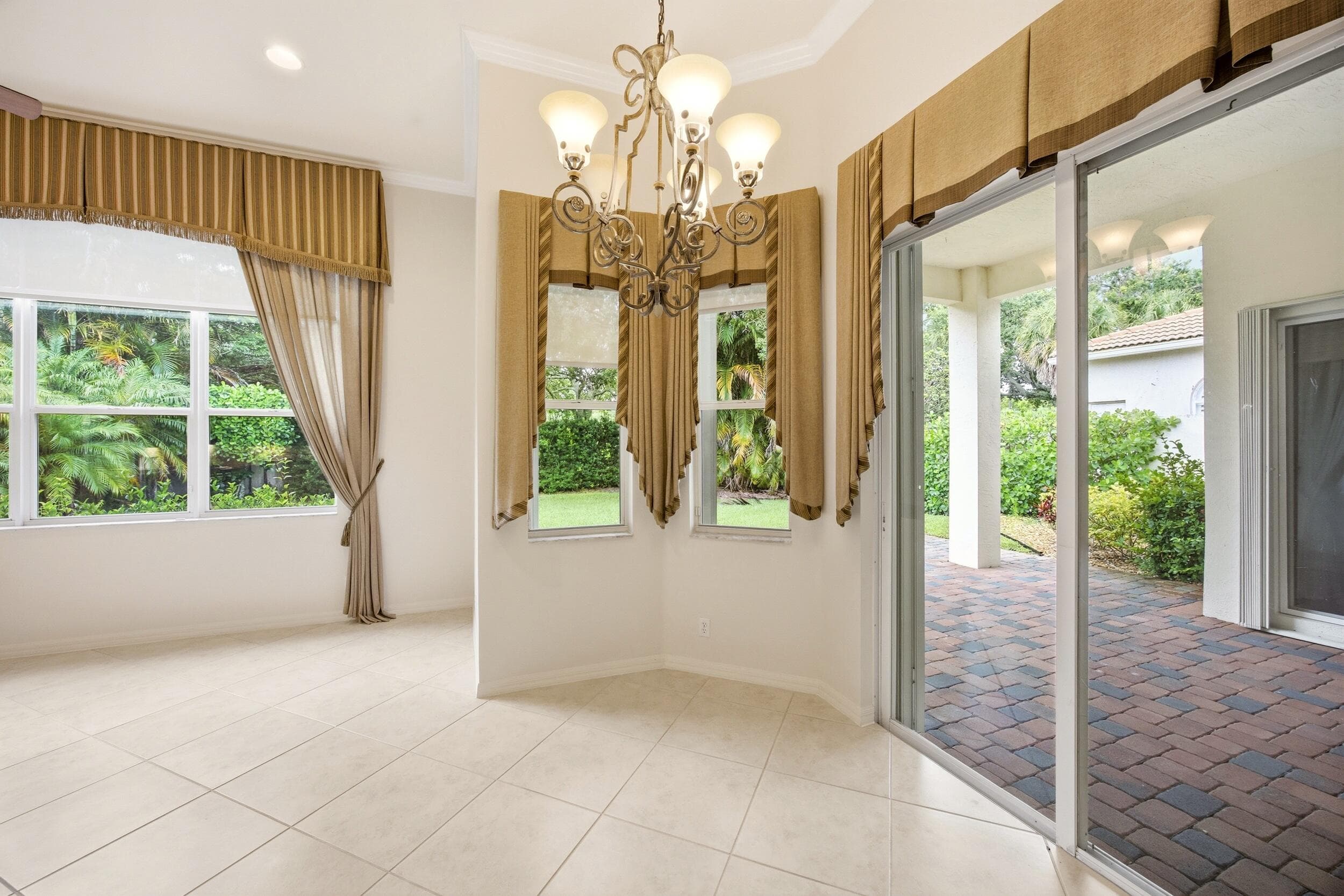 195 Sedona Way, Palm Beach Gardens, FL 33418 — photo 26 of 76