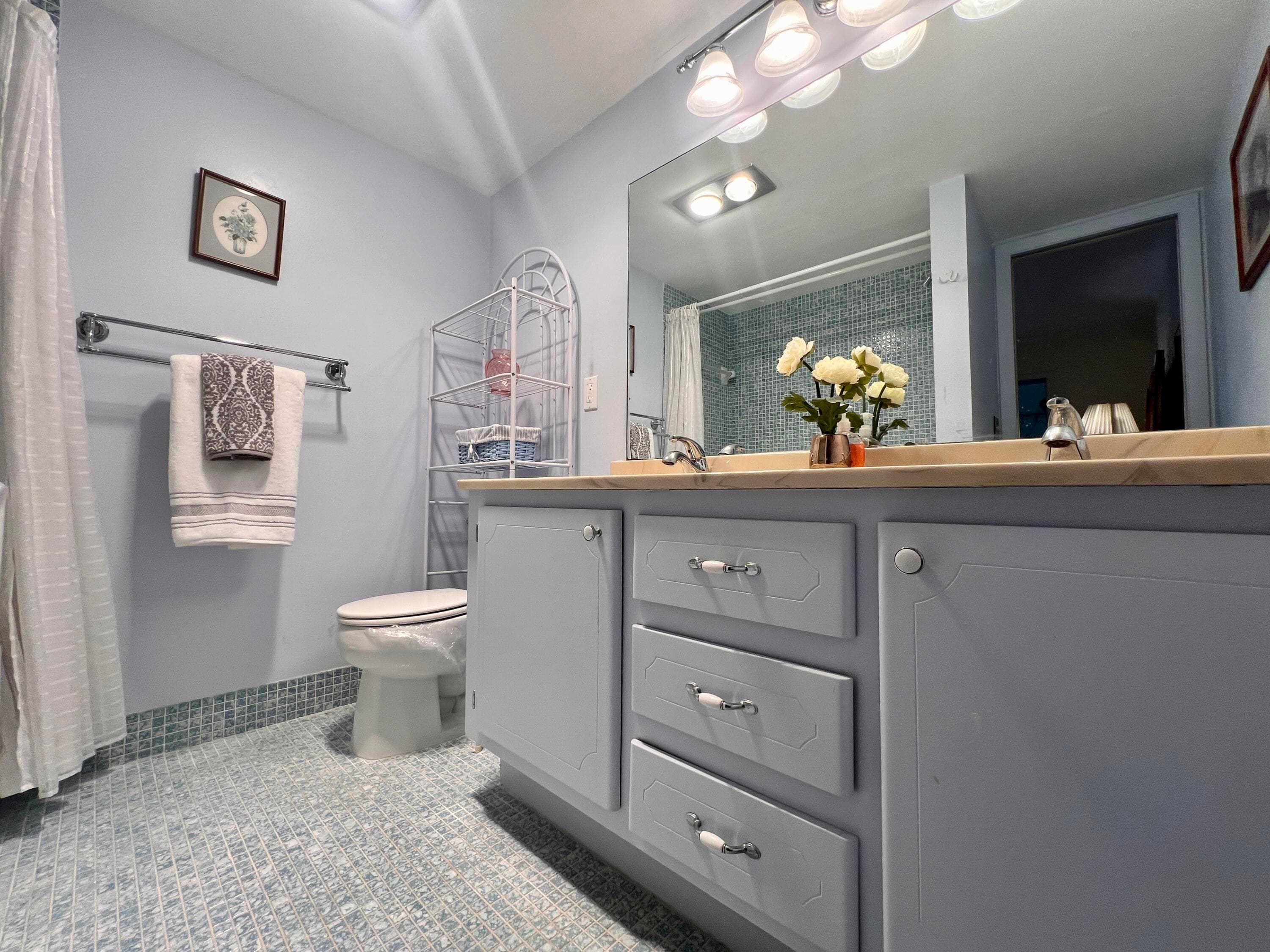 432 Grantham B, Deerfield Beach, FL 33442 — photo 20 of 84