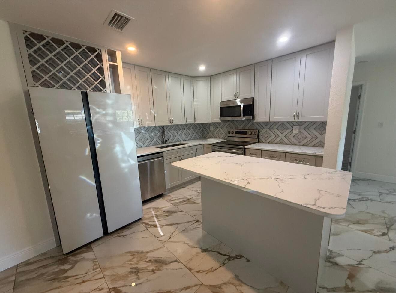 2122 NE 1st Street, Boynton Beach, FL 33435 — photo 13 of 15