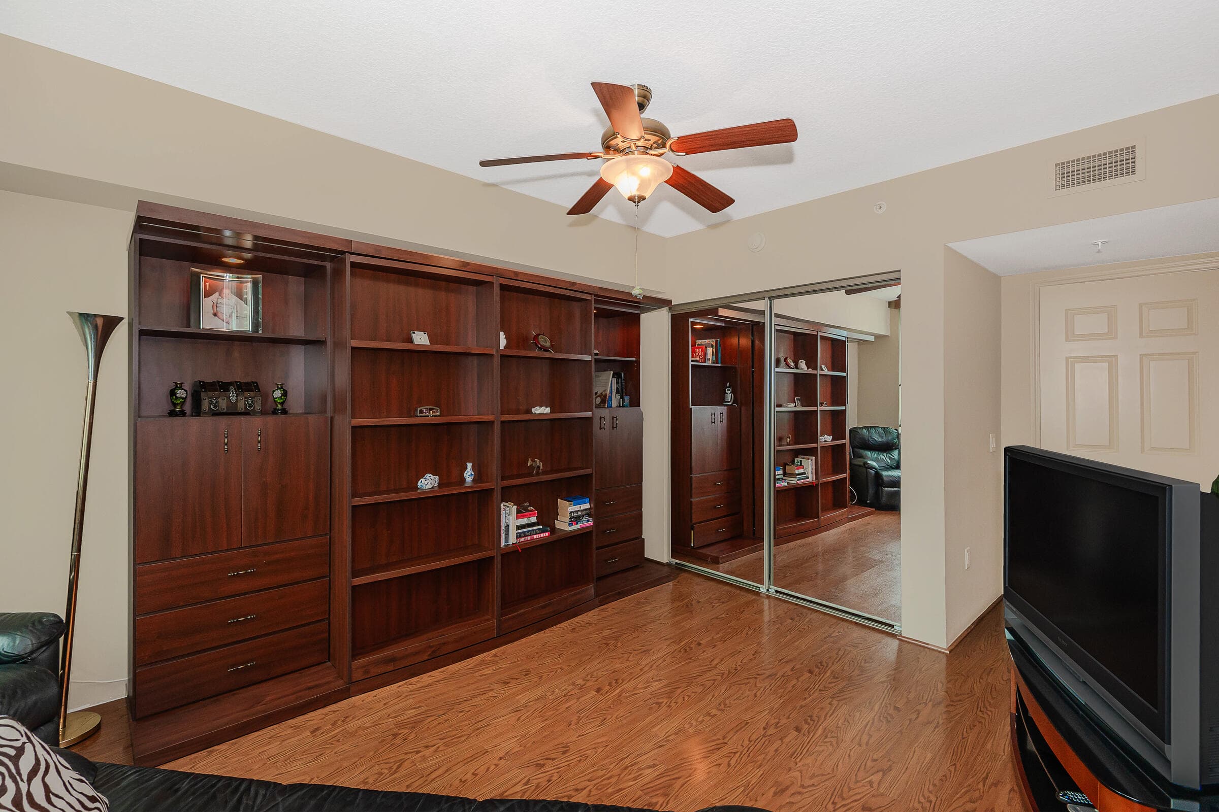 411 N New River Dr Drive E 1703, Fort Lauderdale, FL 33301 — photo 47 of 55