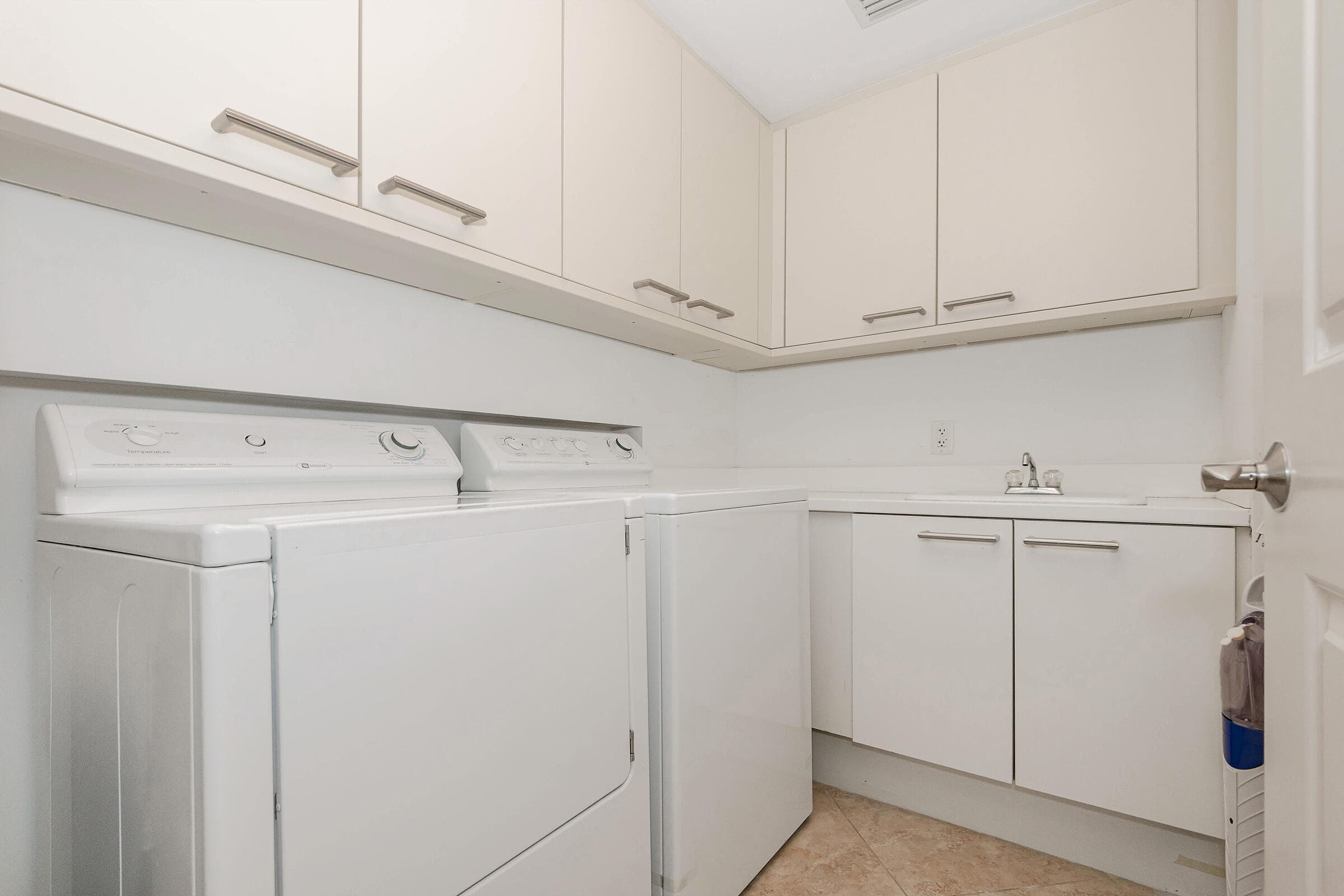 411 N New River Dr Drive E 1703, Fort Lauderdale, FL 33301 — photo 49 of 55