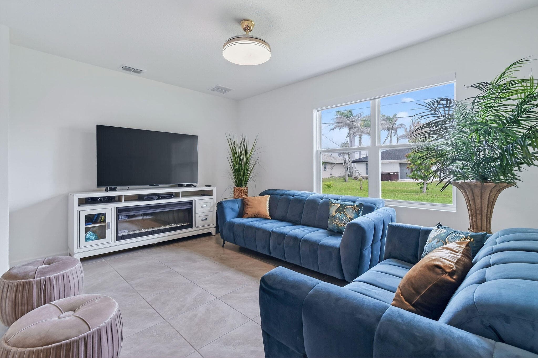 1043 SW California Boulevard, Port St. Lucie, FL 34953 — photo 18 of 44
