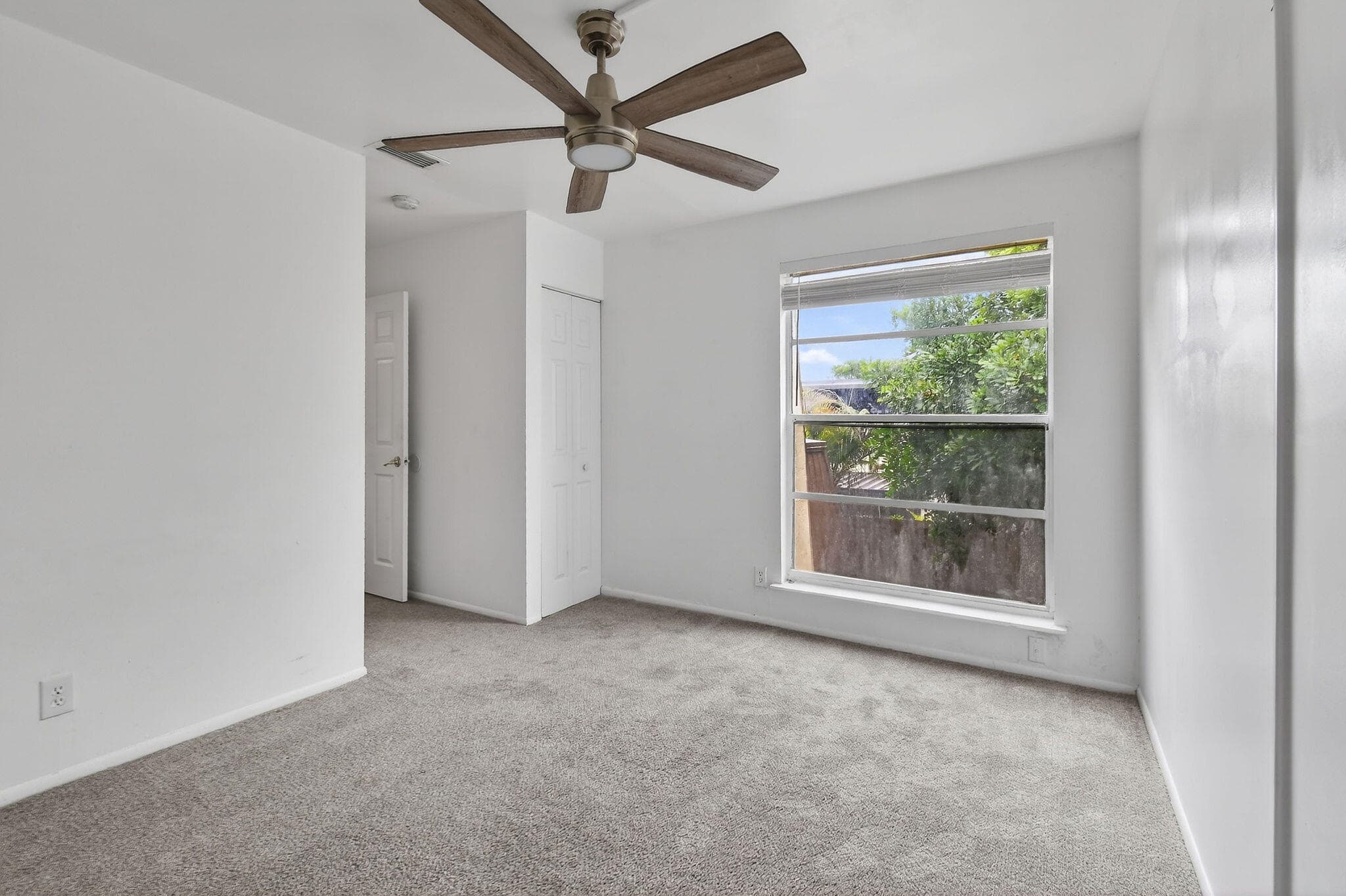 3502 Gardens E Drive B, Palm Beach Gardens, FL 33410 — photo 57 of 71
