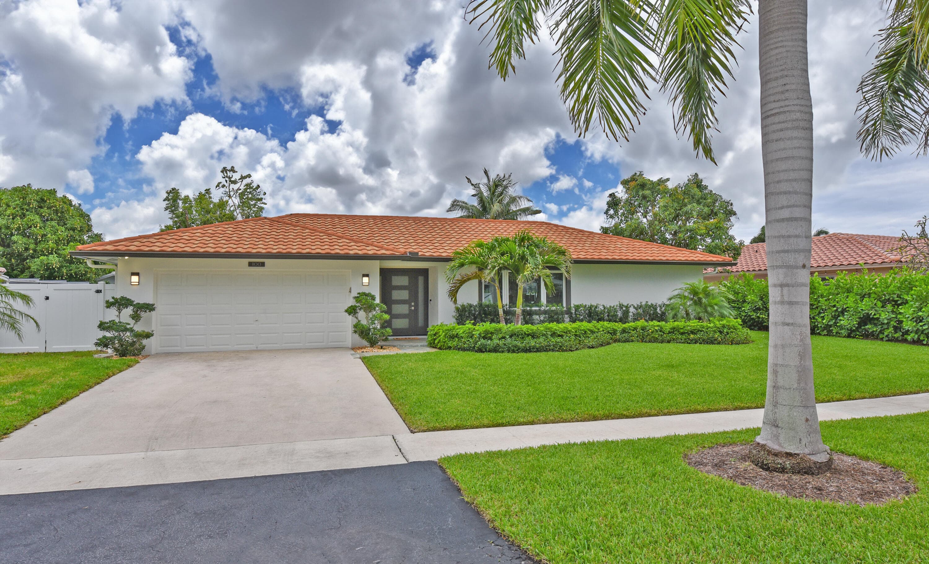 1100 SW 15th Avenue, Boca Raton, FL 33486 — photo 3 of 42