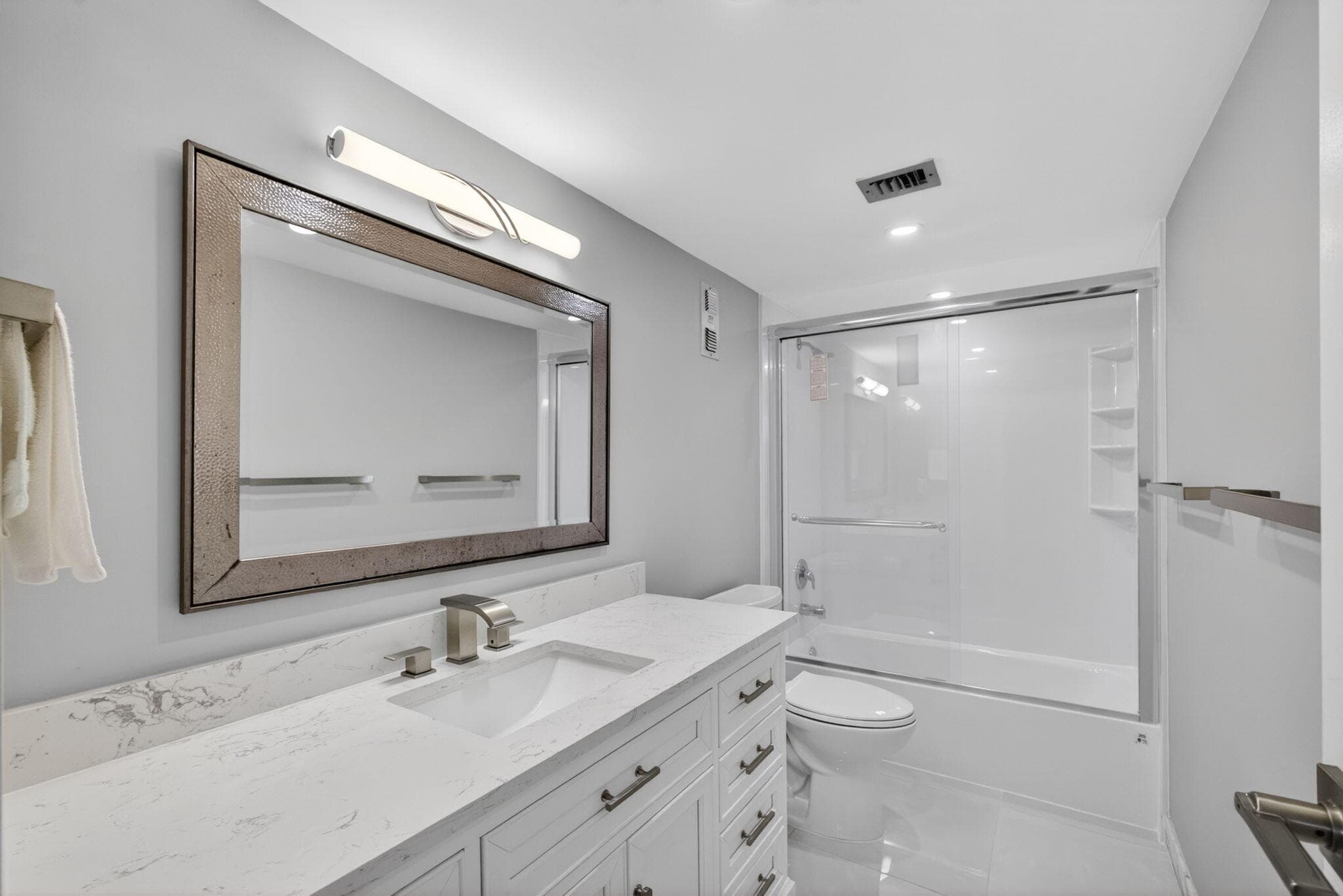 5440 N Ocean Drive 807, Singer Island, FL 33404 — photo 26 of 62