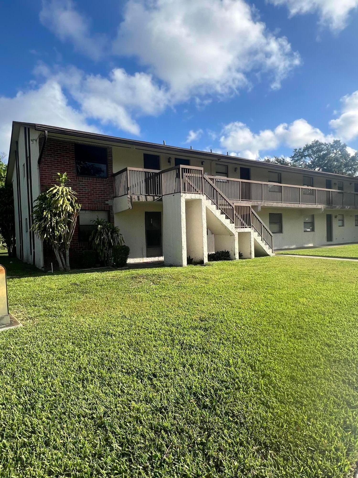 6061 Shaker Wood Circle 201, Tamarac, FL 33319 — photo