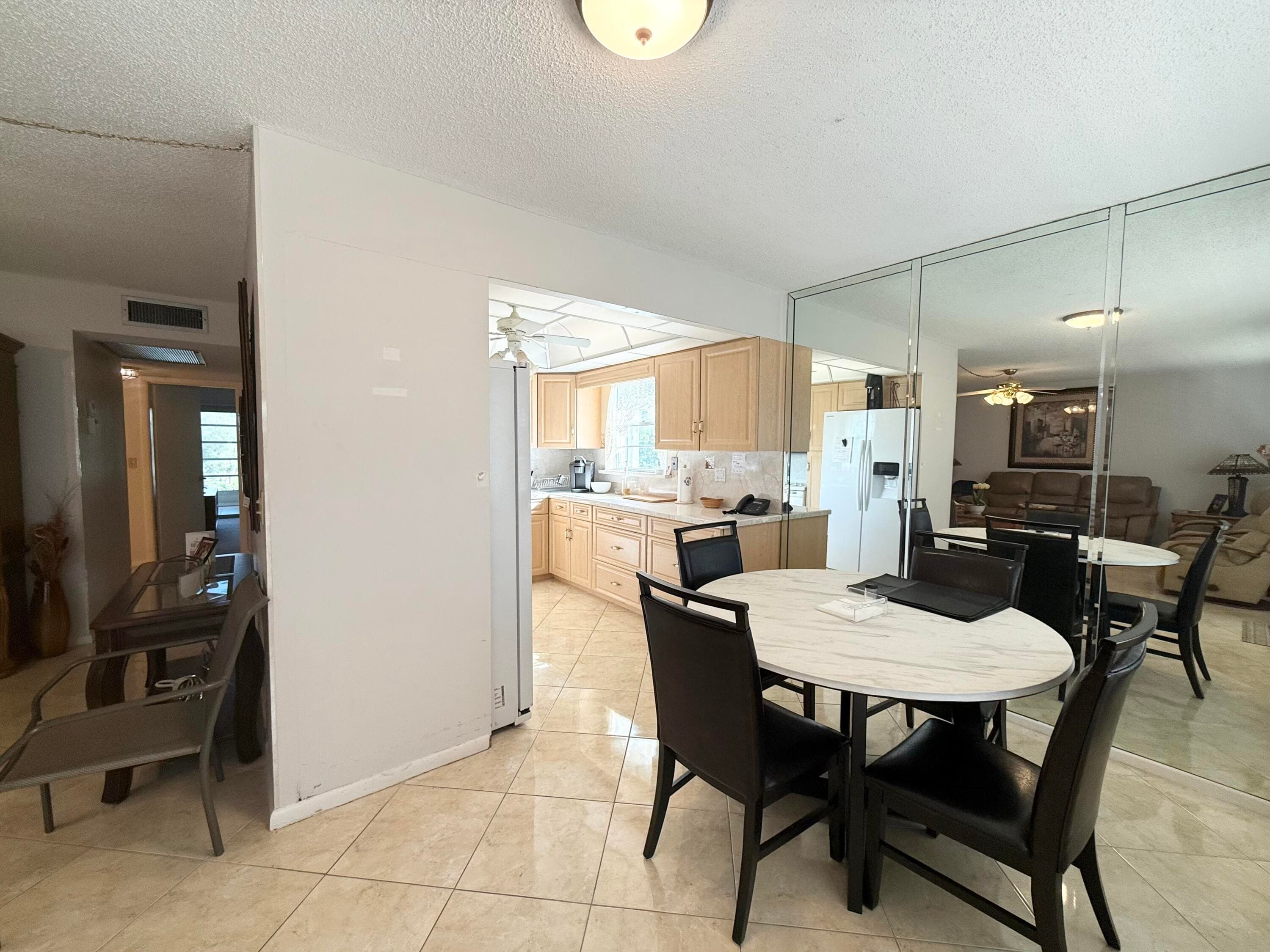 4021 Farnham 4021, Deerfield Beach, FL 33442 — photo 3 of 10