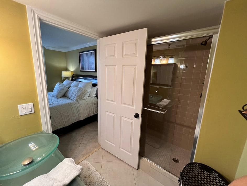 4550 NW 18th Avenue 506, Deerfield Beach, FL 33064 — photo 13 of 34