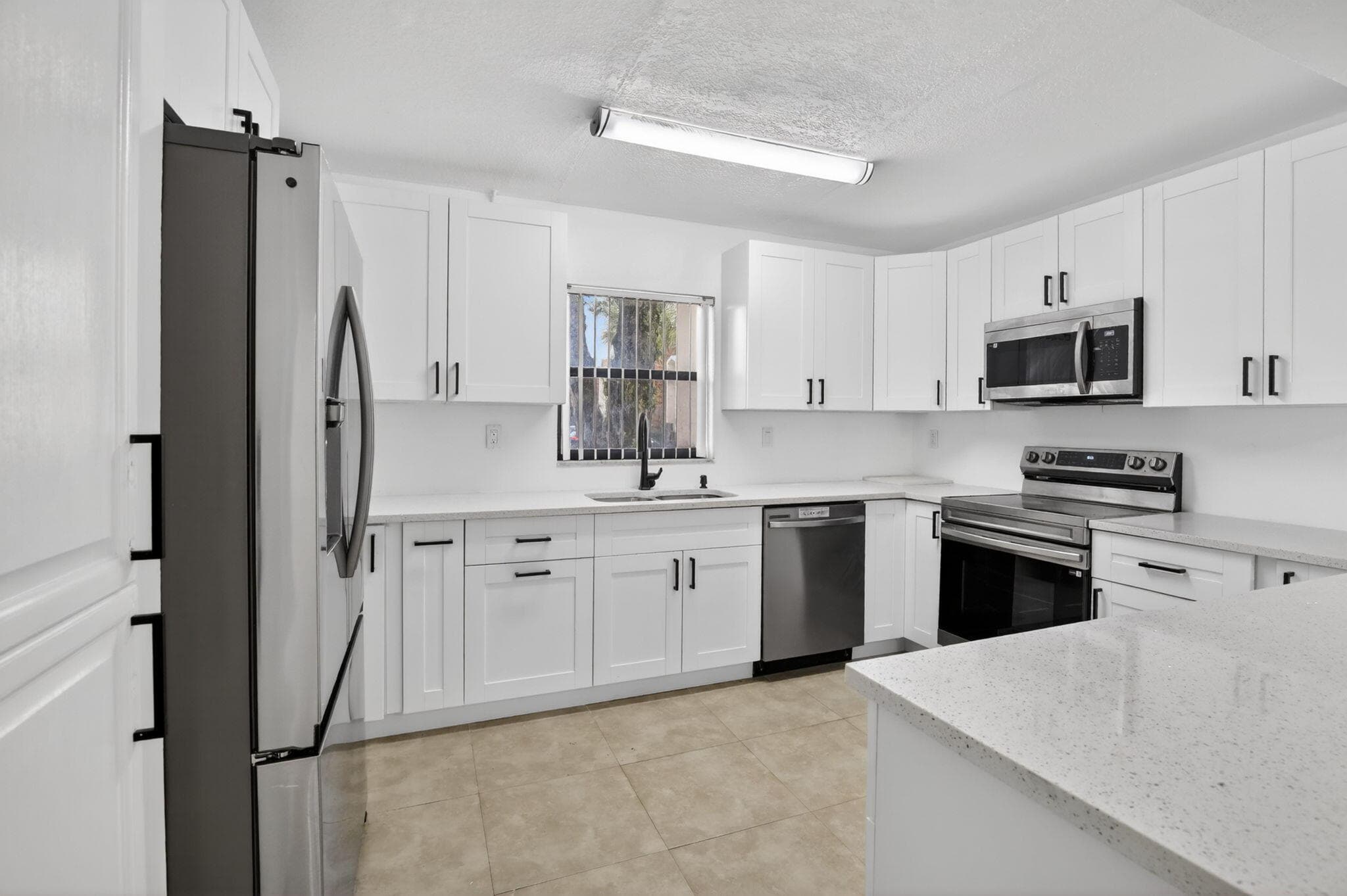 11556 NW 1st Street, Plantation, FL 33325 — photo