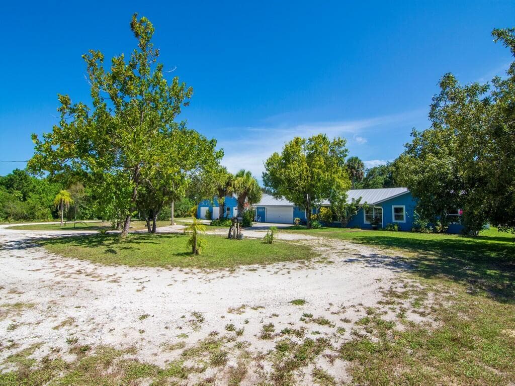725 SW 4th Ave Avenue SW, Vero Beach, FL 32962 — photo 22 of 24