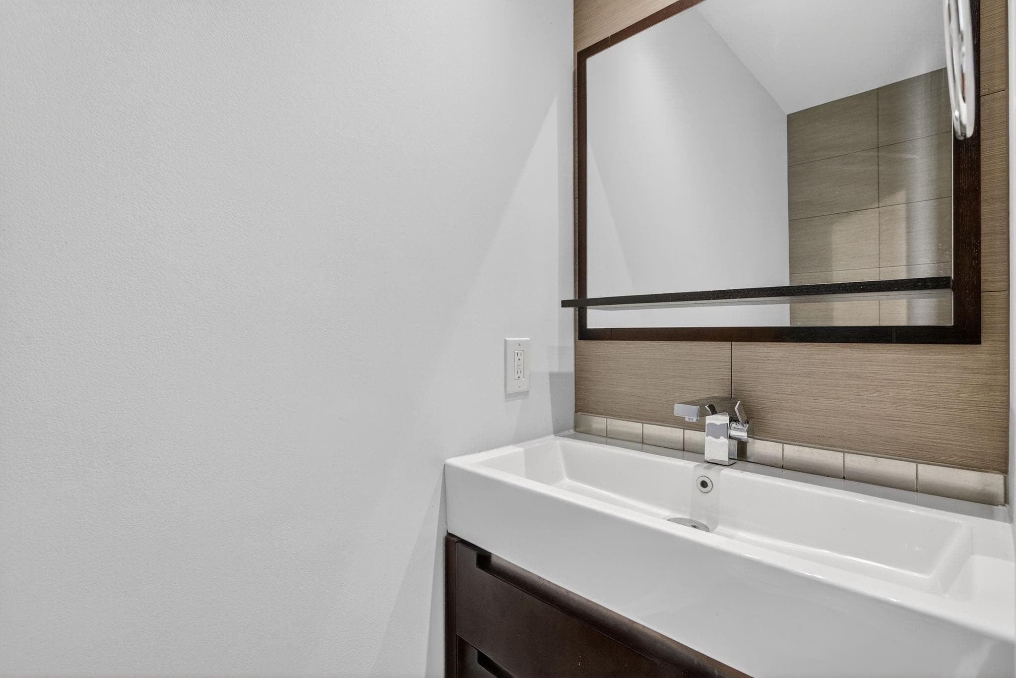 3000 NE 8th Terrace B4, Oakland Park, FL 33334 — photo 10 of 40