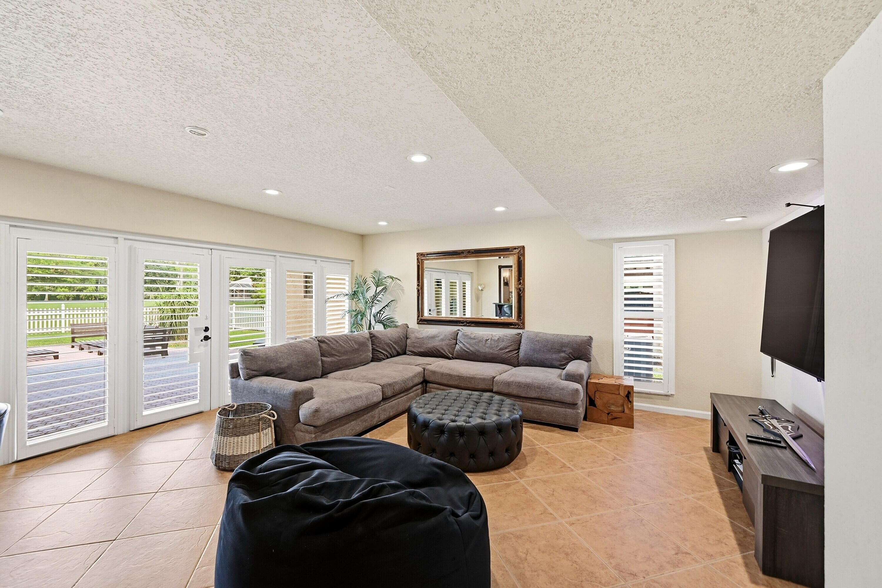 10400 W Tara Boulevard, Boynton Beach, FL 33437 — photo 47 of 89