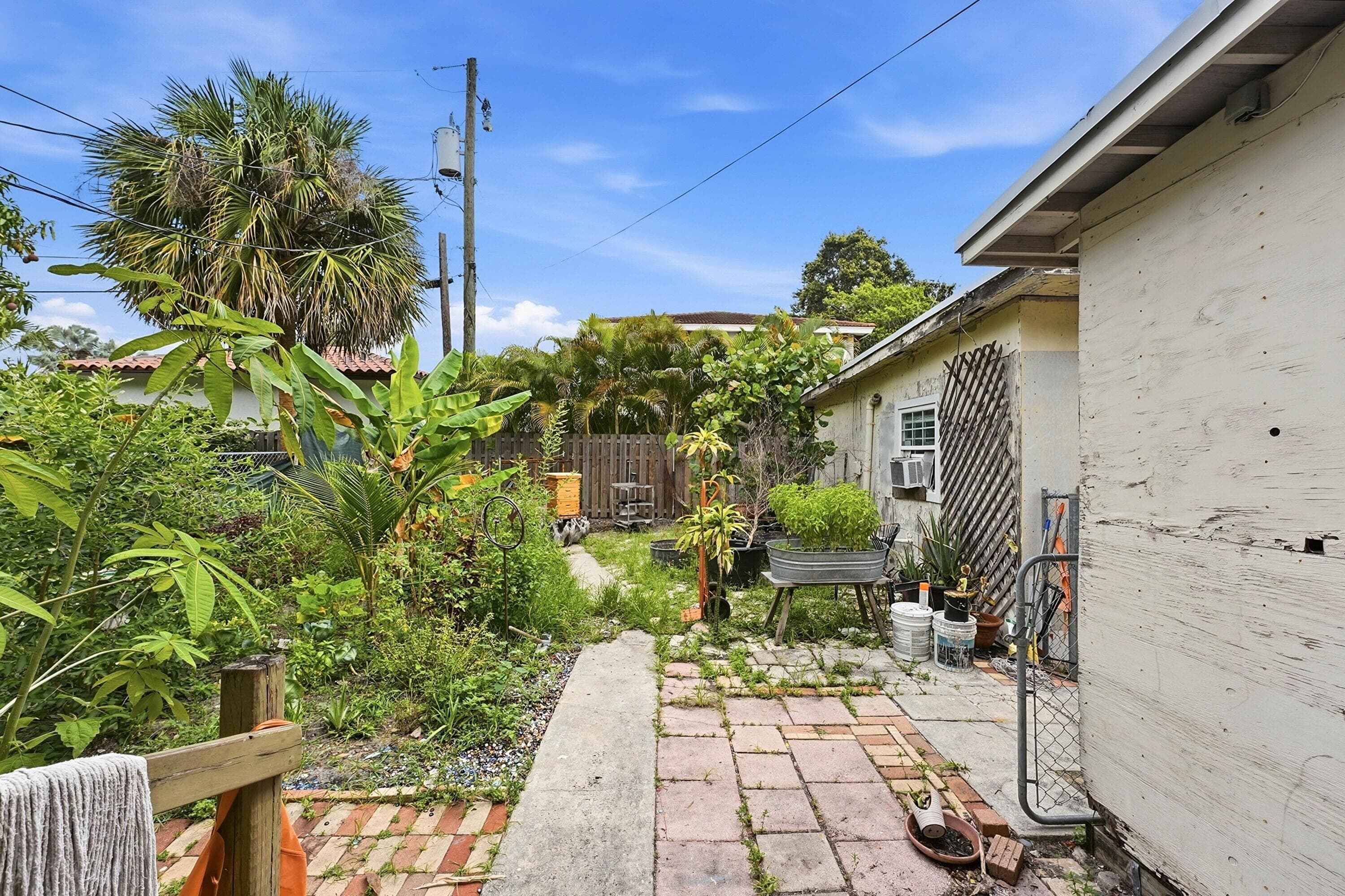 515 Biscayne Drive, West Palm Beach, FL 33401 — photo 18 of 32