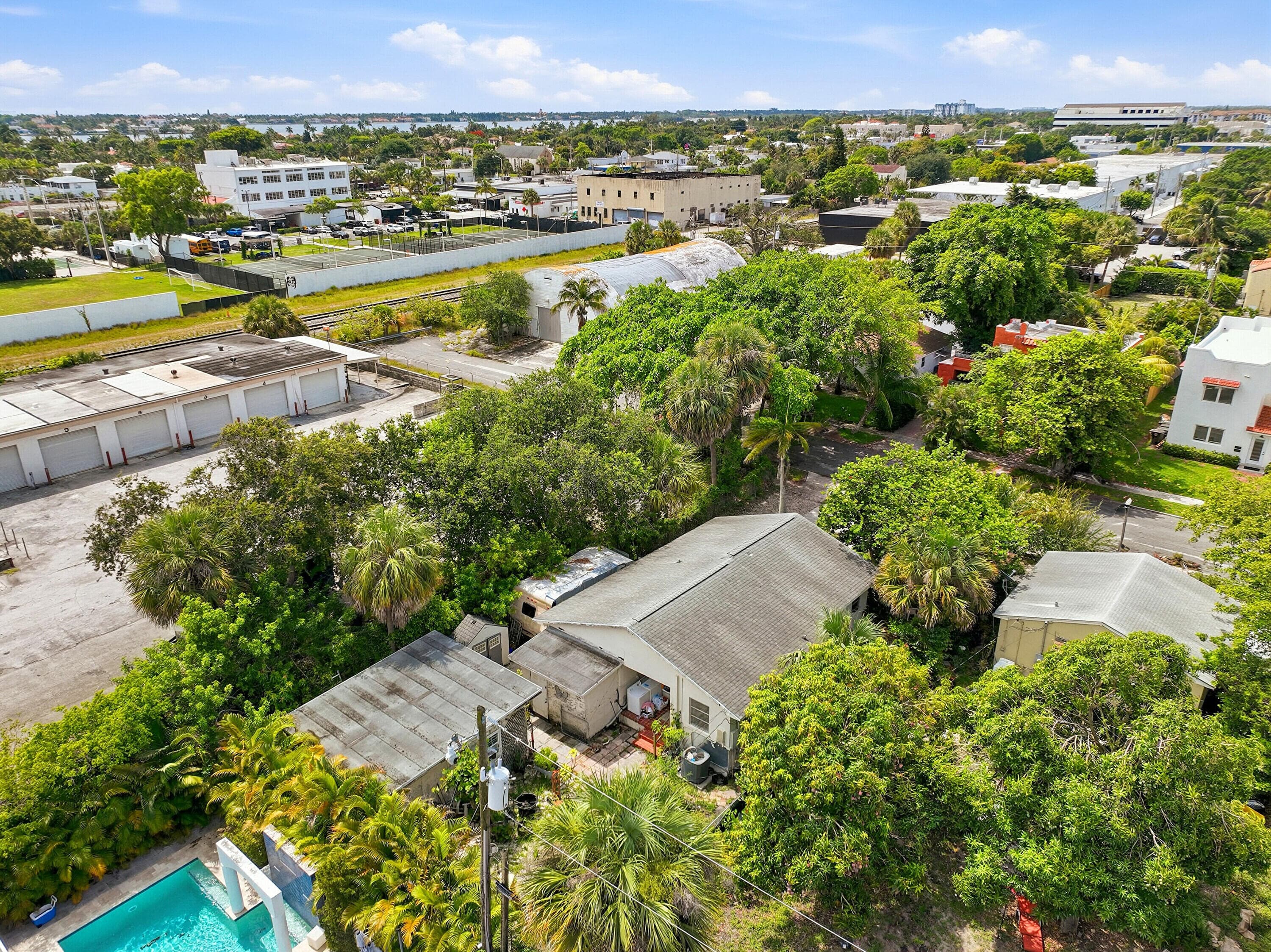 515 Biscayne Drive, West Palm Beach, FL 33401 — photo 24 of 32