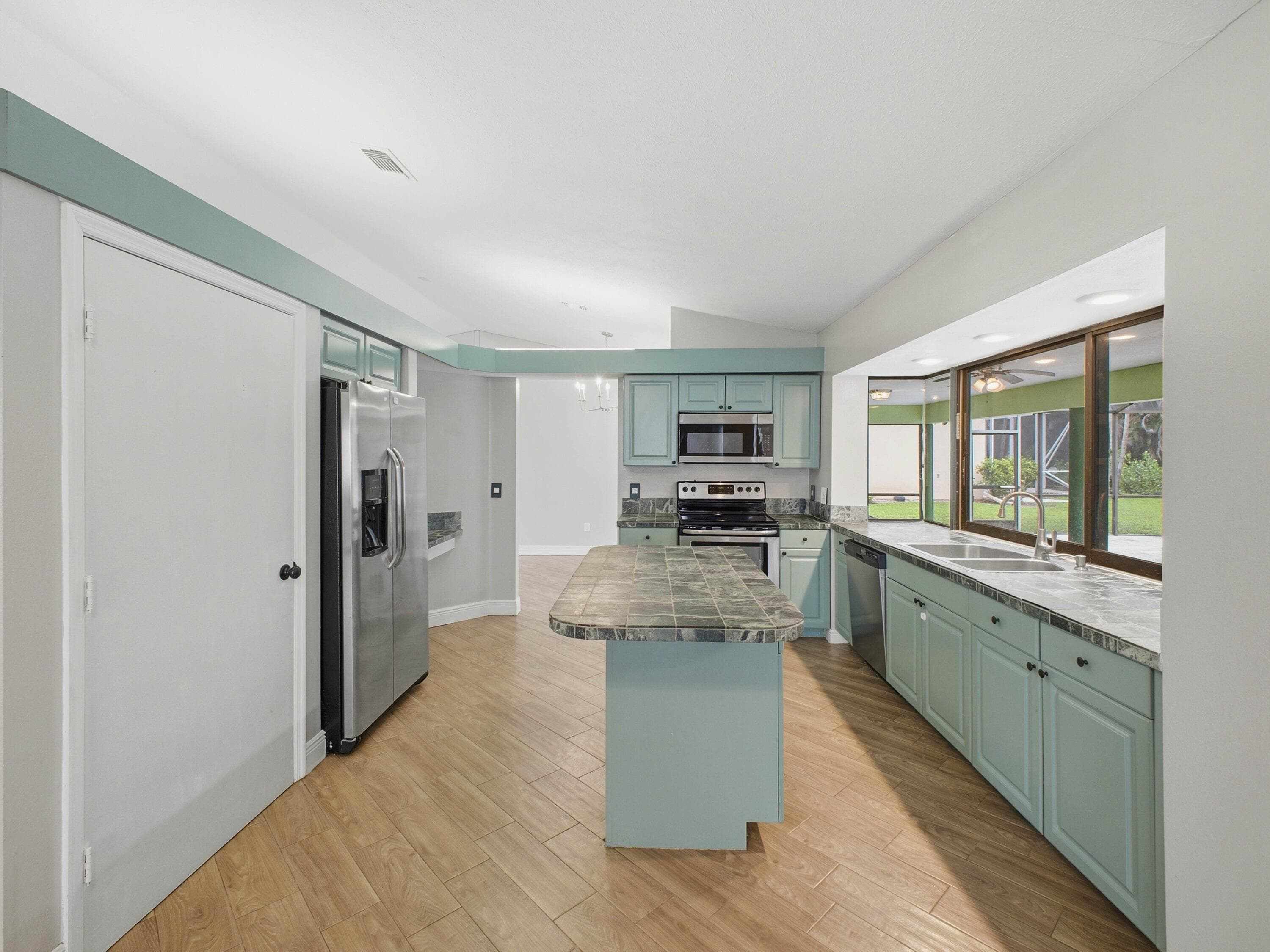 1298 SW Cedar Cove, Port St. Lucie, FL 34986 — photo 13 of 40