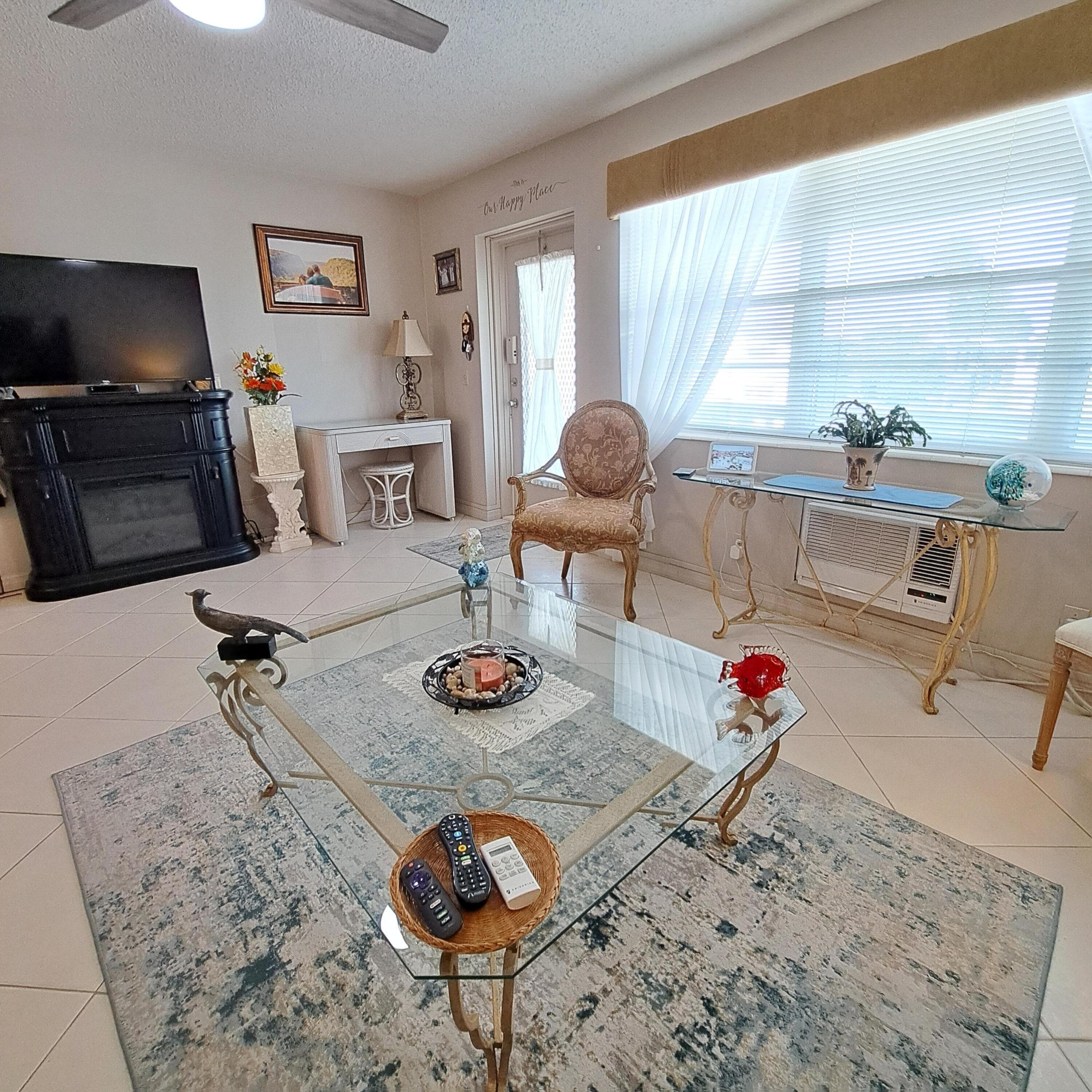 53 Northampton C, West Palm Beach, FL 33417 — photo 4 of 31