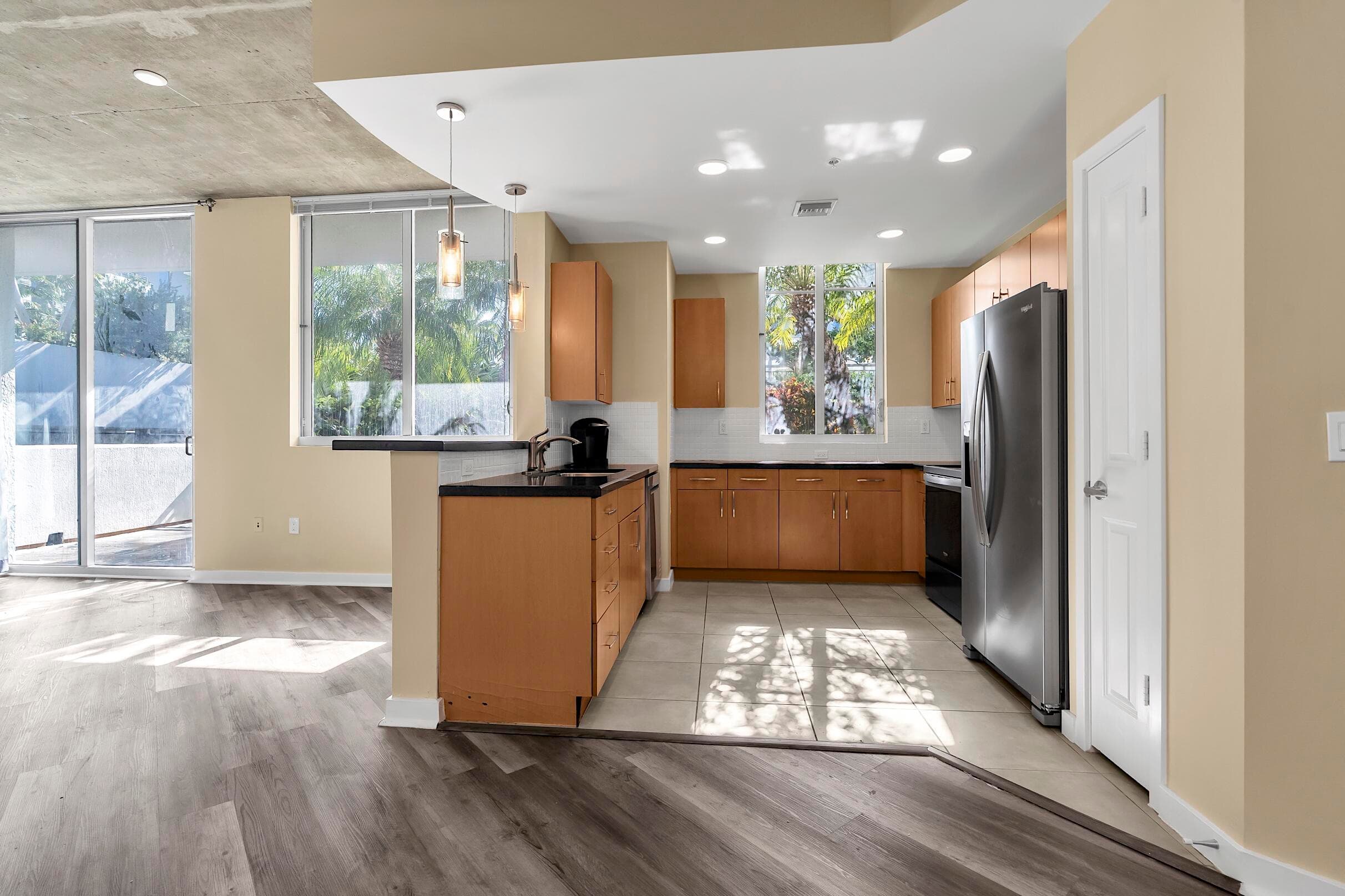 300 S Australian Avenue 618, West Palm Beach, FL 33401 — photo 9 of 70