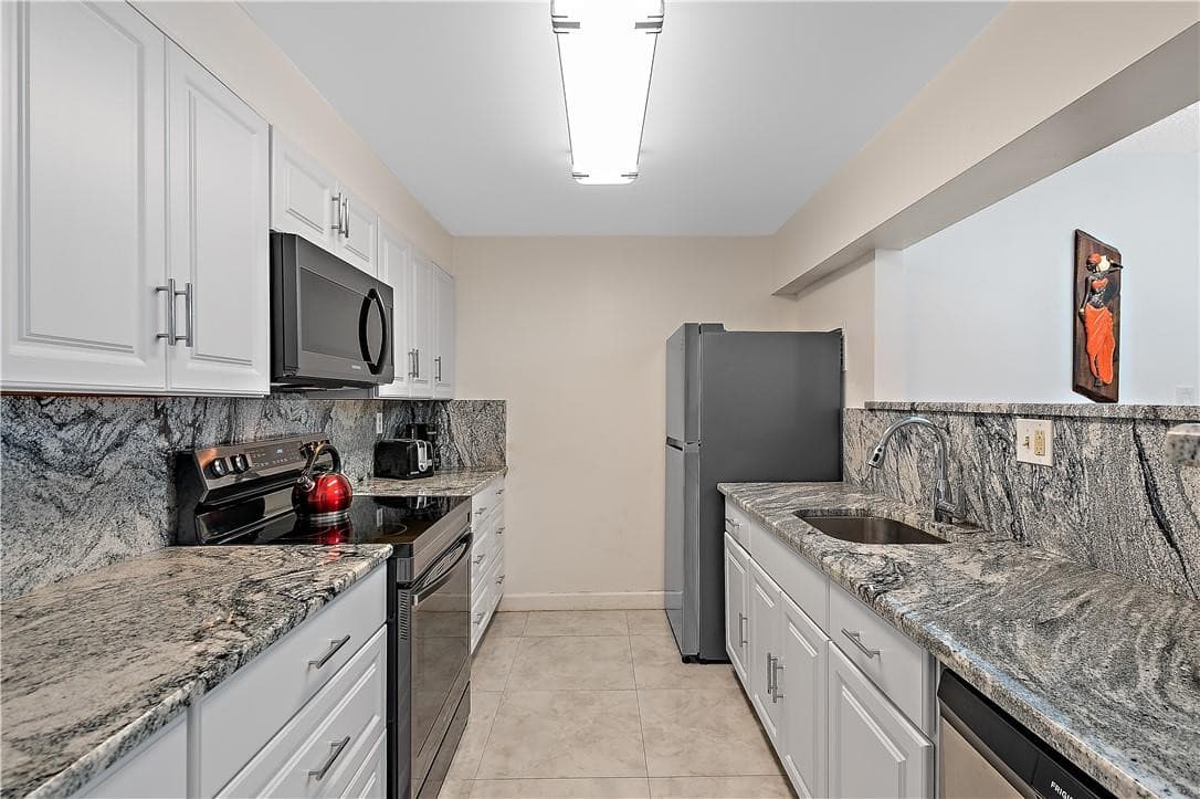 95 N Birch Road 405, Fort Lauderdale, FL 33304 — photo 20 of 34