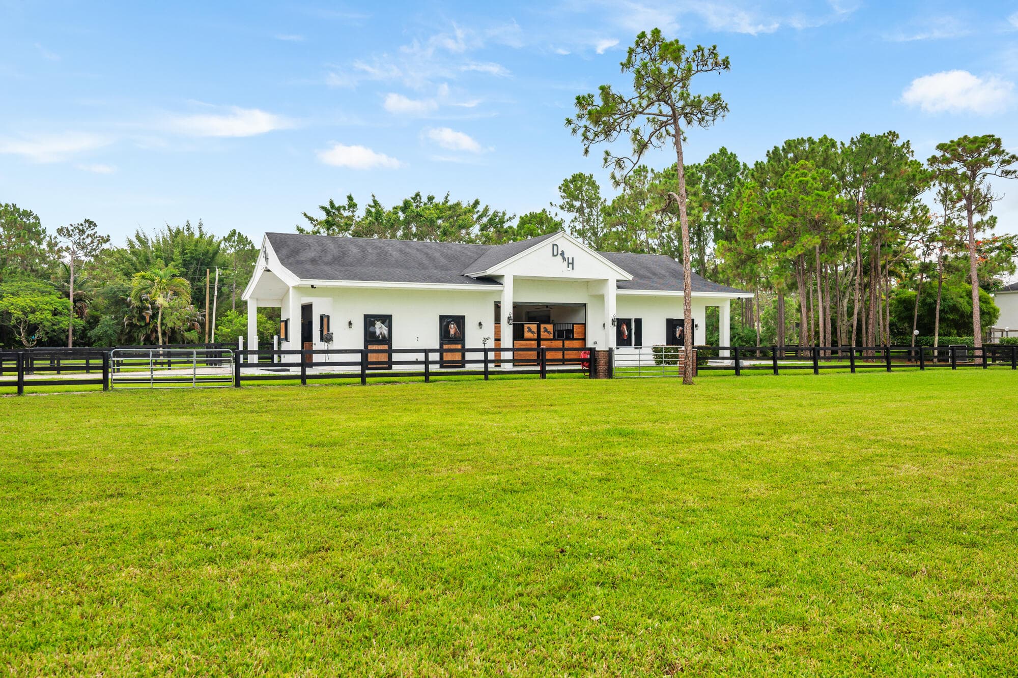 13230 Running Water Road, Palm Beach Gardens, FL 33418 — photo 35 of 62
