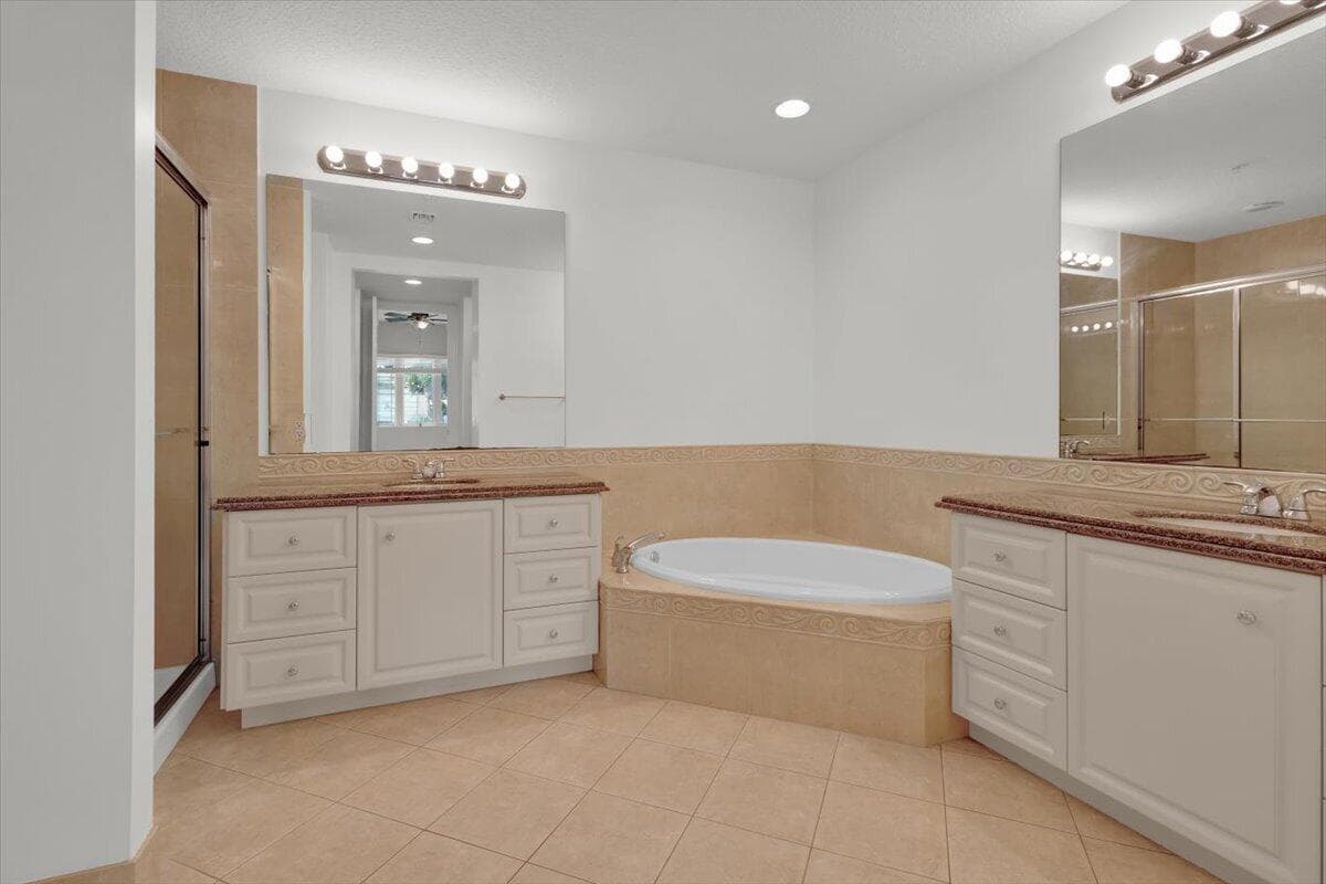 5 E Harbour Isle Dr Drive E 103, Fort Pierce, FL 34949 — photo 21 of 33