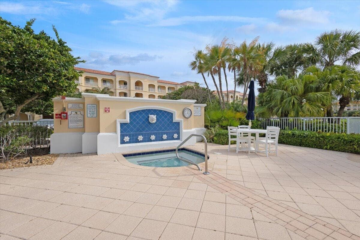5 E Harbour Isle Dr Drive E 103, Fort Pierce, FL 34949 — photo 27 of 33