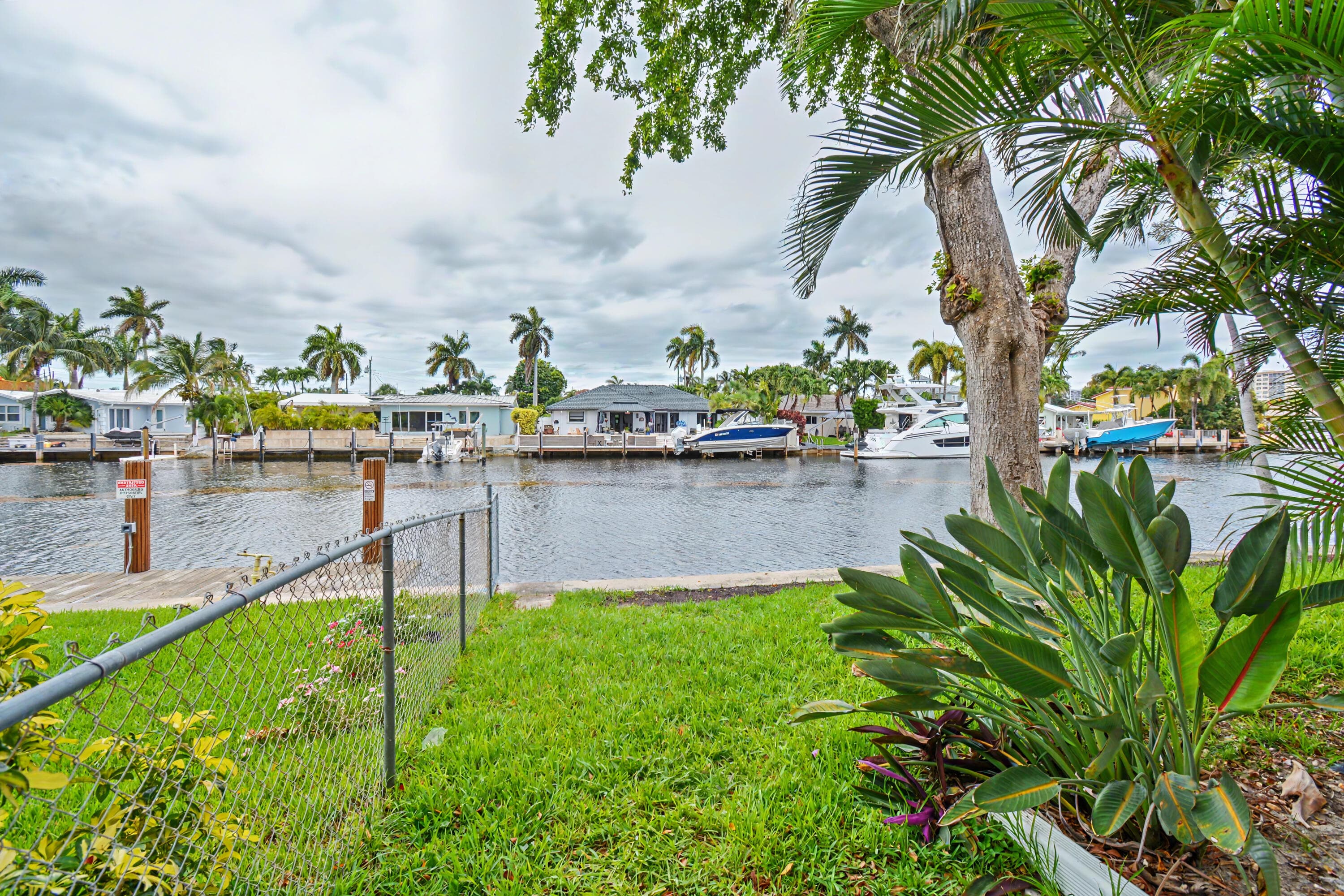 2701 NE 1st Street 201, Pompano Beach, FL 33062 — photo 14 of 16