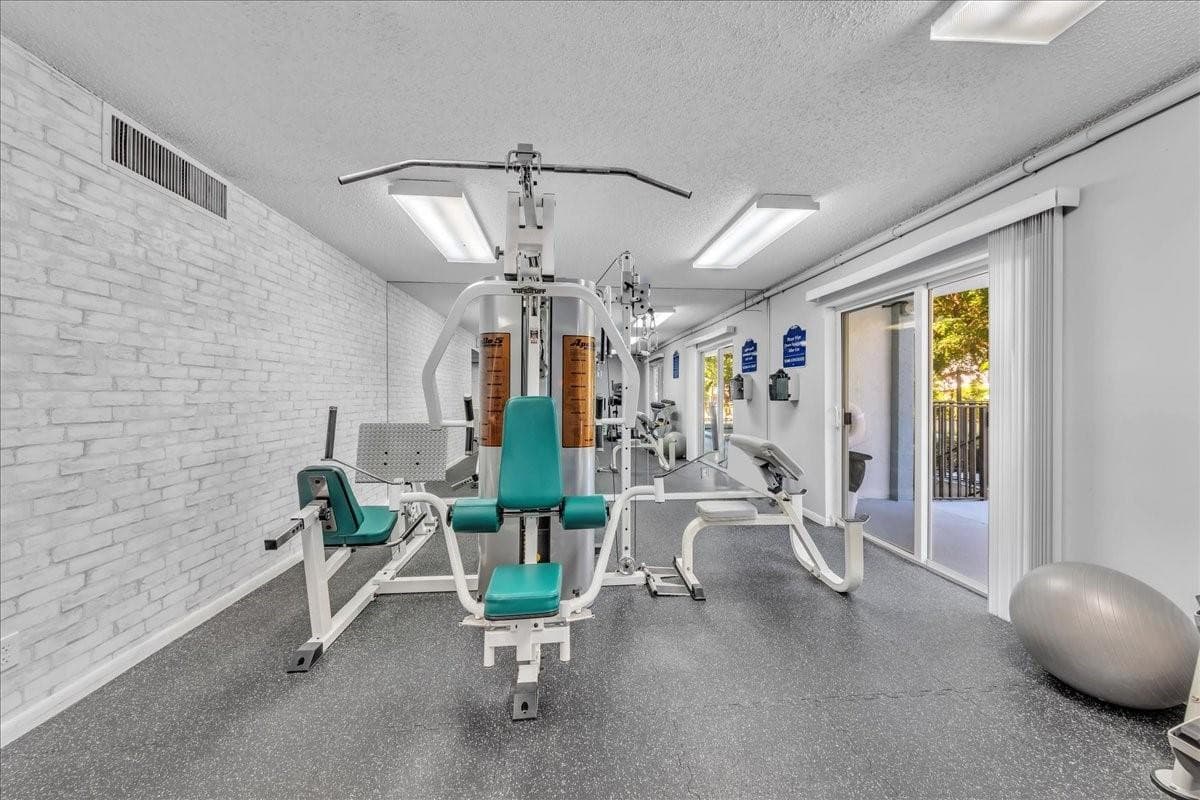 3909 N Ocean Boulevard 113, Fort Lauderdale, FL 33308 — photo 30 of 31