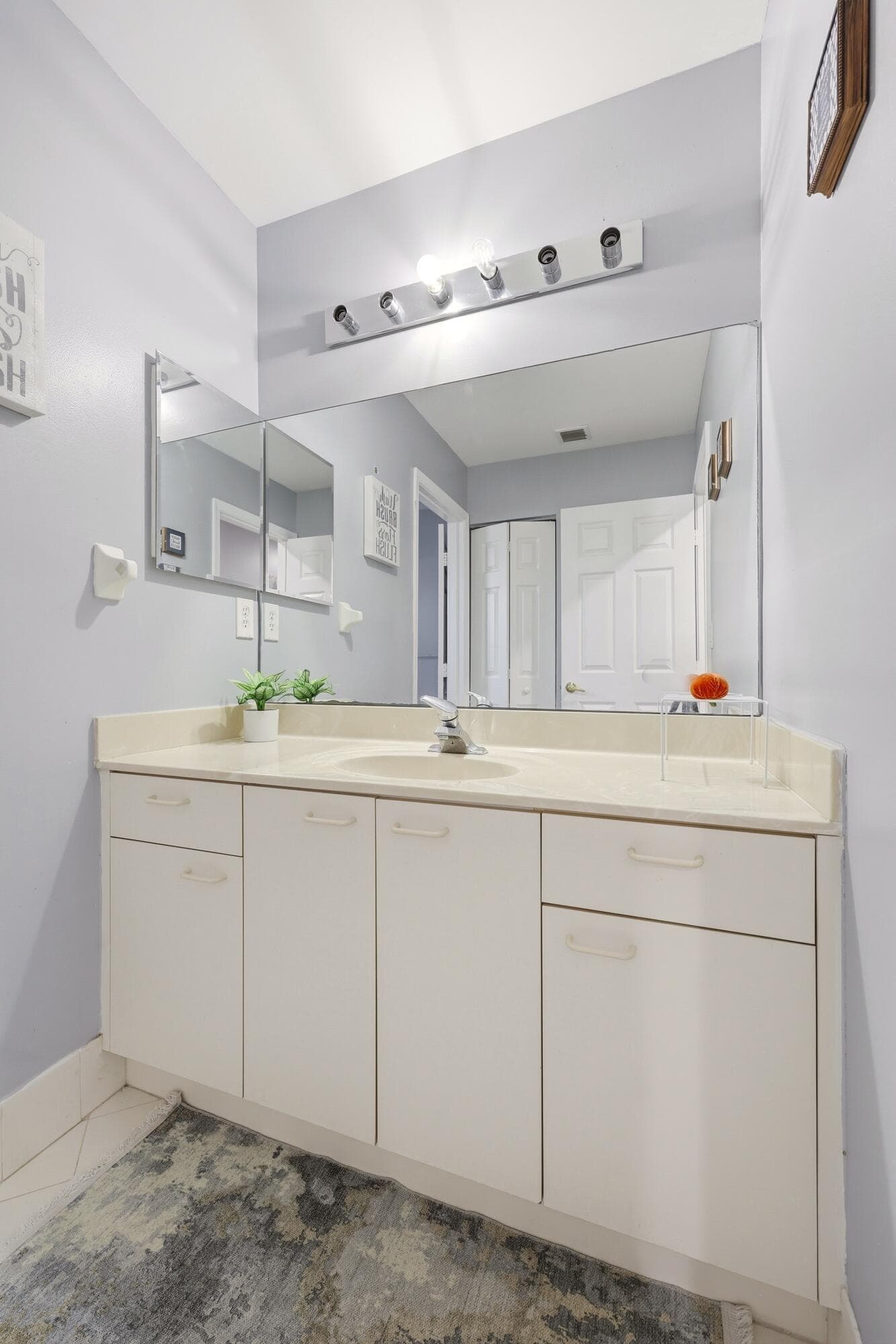 1327 Isleworth Court, Royal Palm Beach, FL 33411 — photo 13 of 19