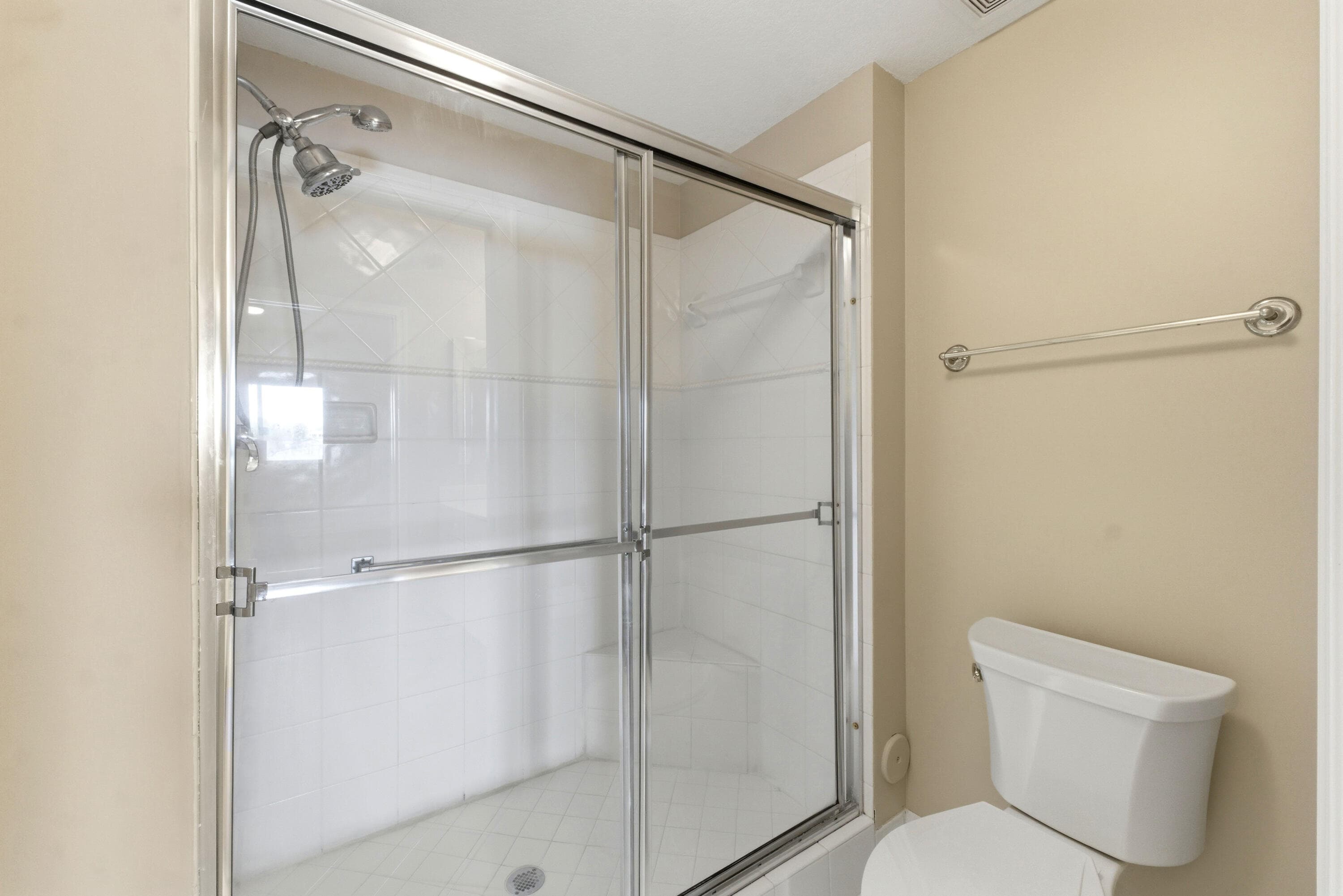 7765 Yardley Drive 107, Tamarac, FL 33321 — photo 26 of 38