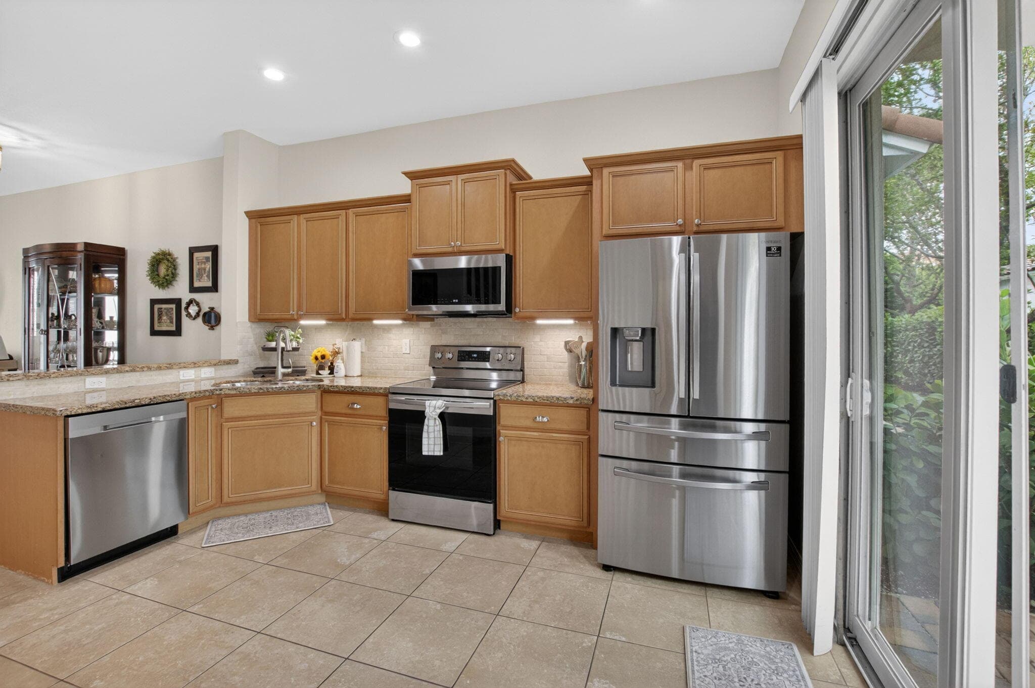 485 Graham Place, Boynton Beach, FL 33435 — photo 12 of 53
