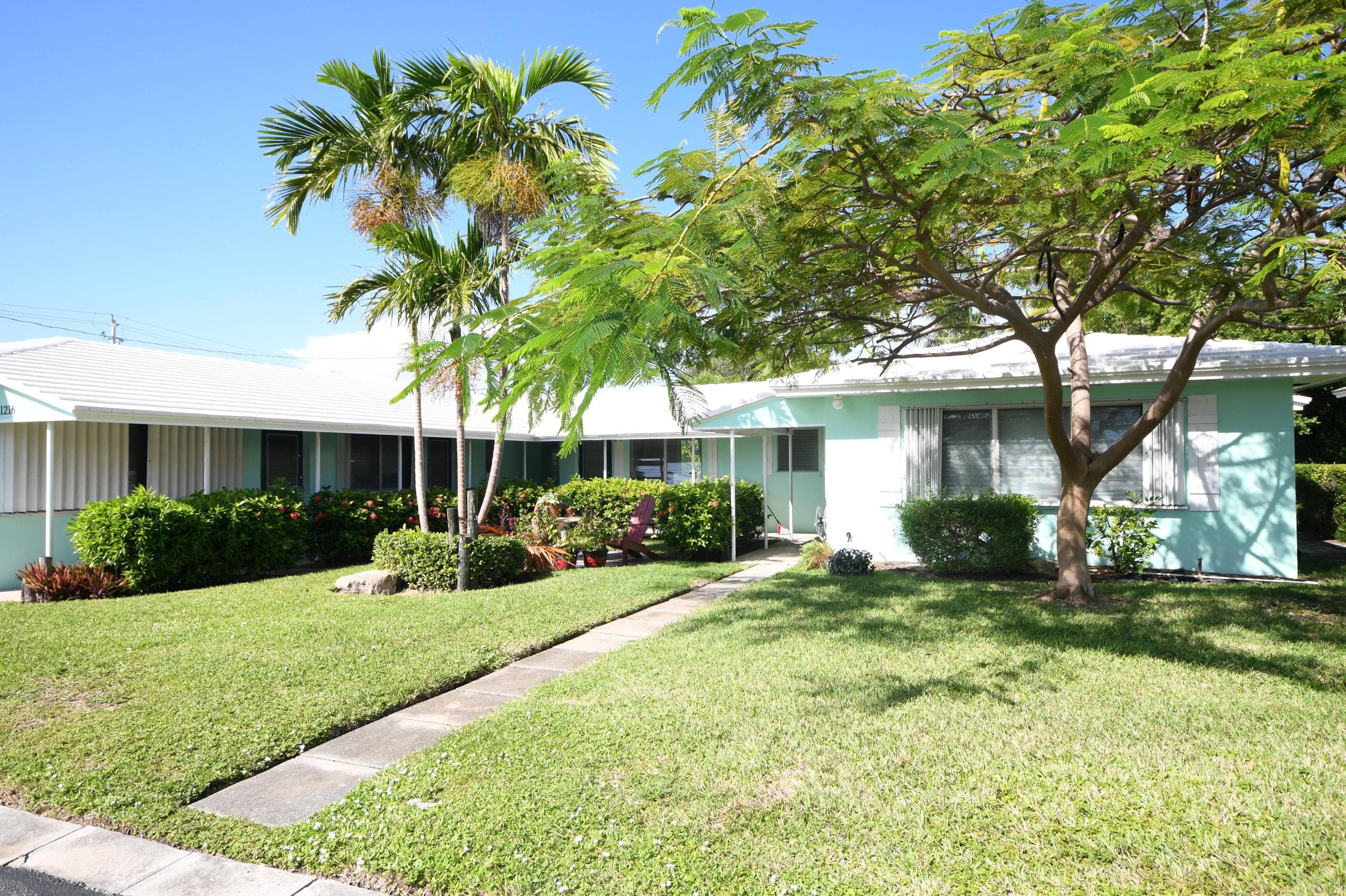 1216 Cabana Road 5, Singer Island, FL 33404 — photo 1 of 2