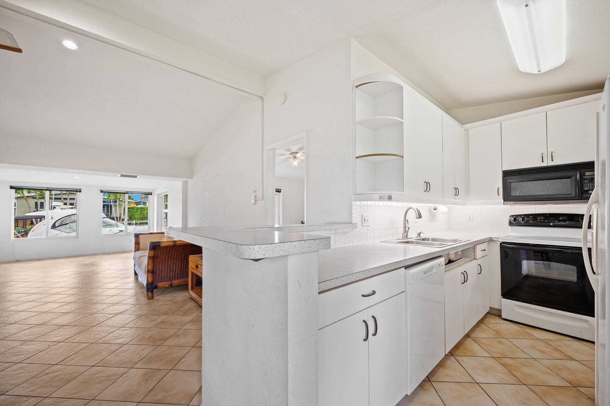 2637 Marathon Lane, Fort Lauderdale, FL 33312 — photo 10 of 35