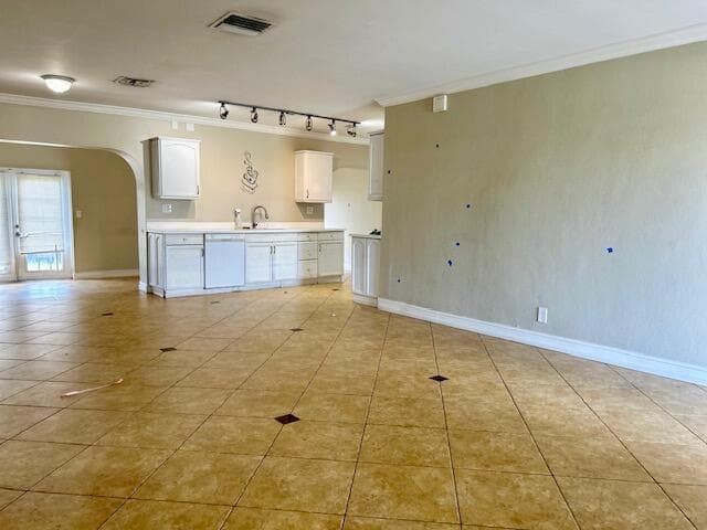 1912 NW 38th Street, Oakland Park, FL 33309 — photo 5 of 24