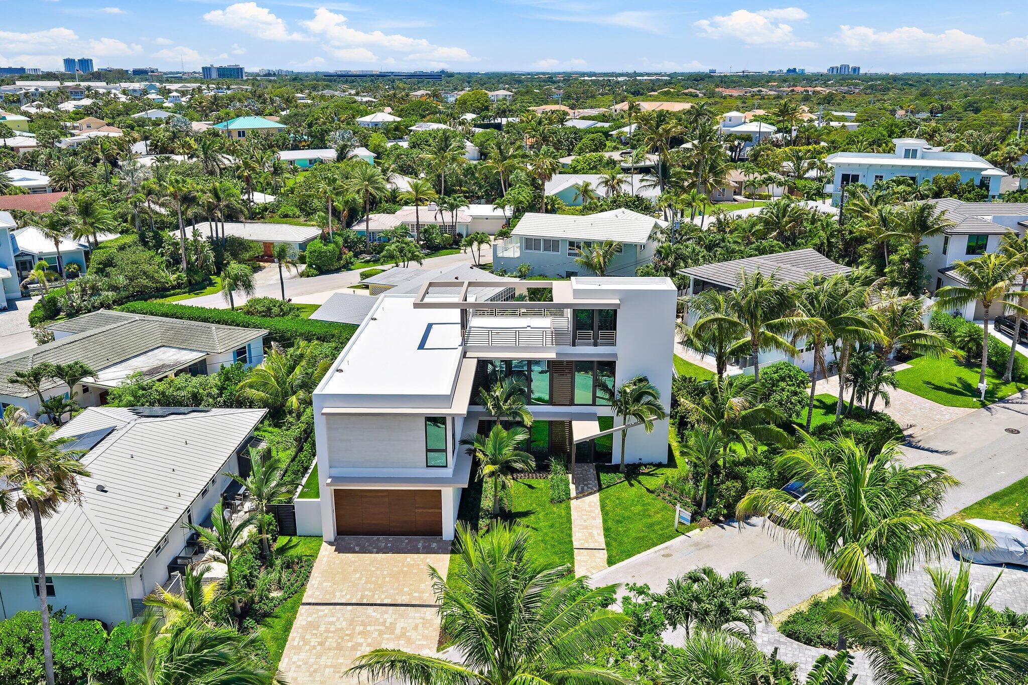 390 Jupiter Lane, Juno Beach, FL 33408 — photo 7 of 63