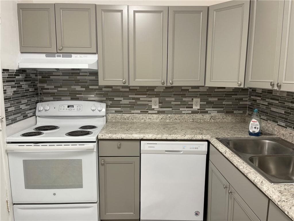 2180 NE 67th Street 730, Fort Lauderdale, FL 33308 — photo 2 of 22