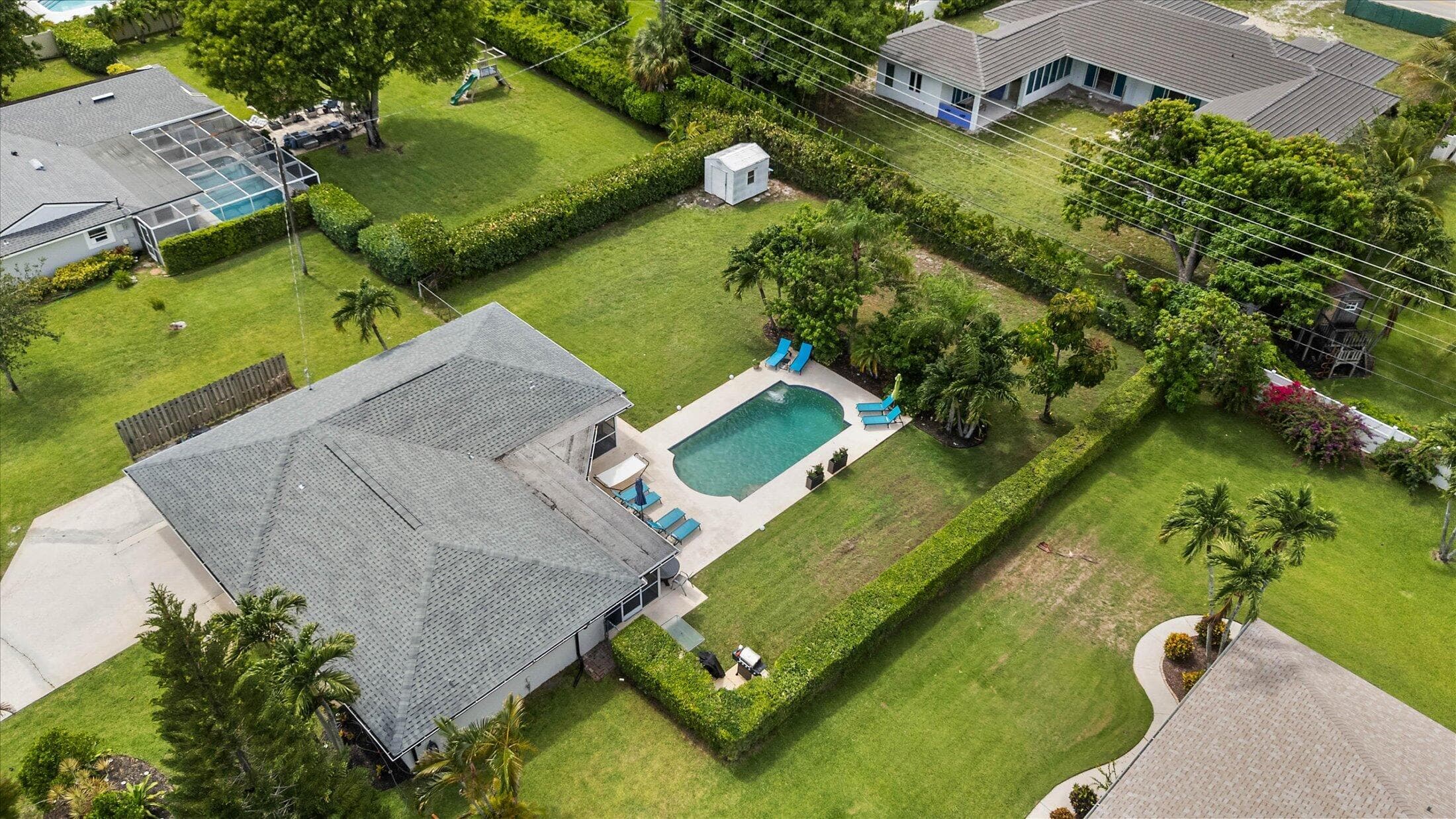3313 Sherwood Boulevard, Delray Beach, FL 33445 — photo 2 of 25