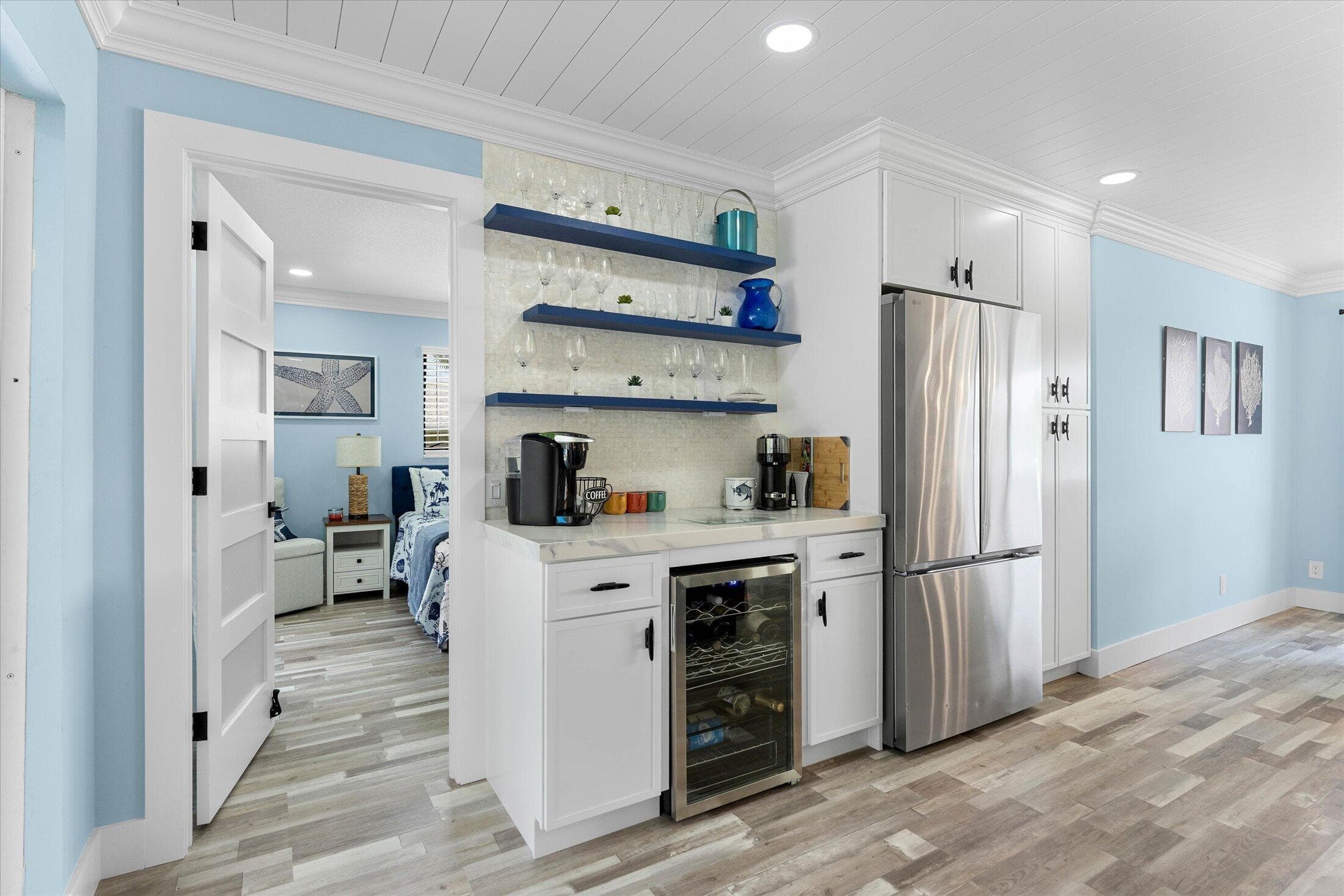 3313 Sherwood Boulevard, Delray Beach, FL 33445 — photo 7 of 25