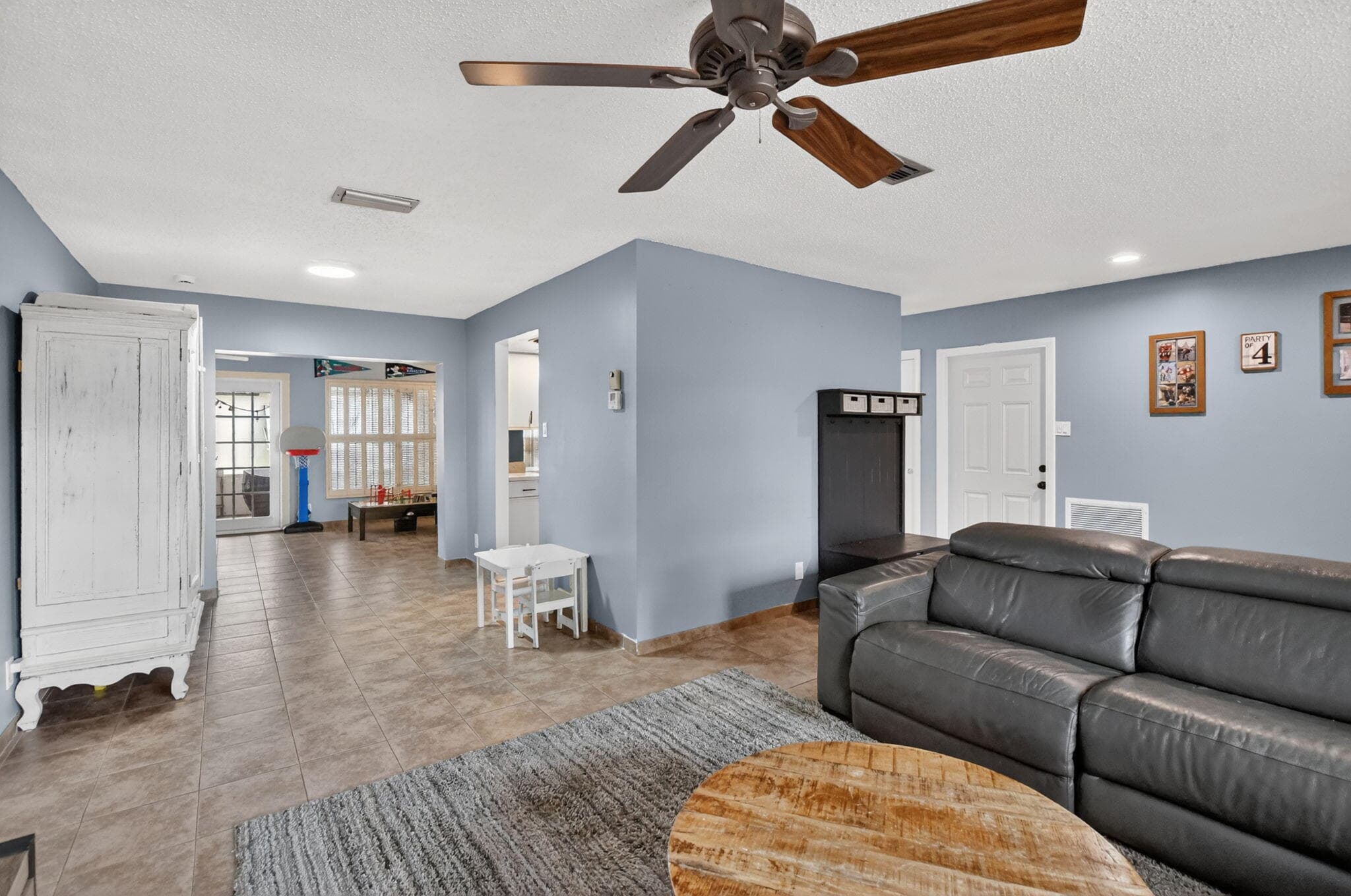 1140 NW 49th Street, Deerfield Beach, FL 33064 — photo 8 of 43