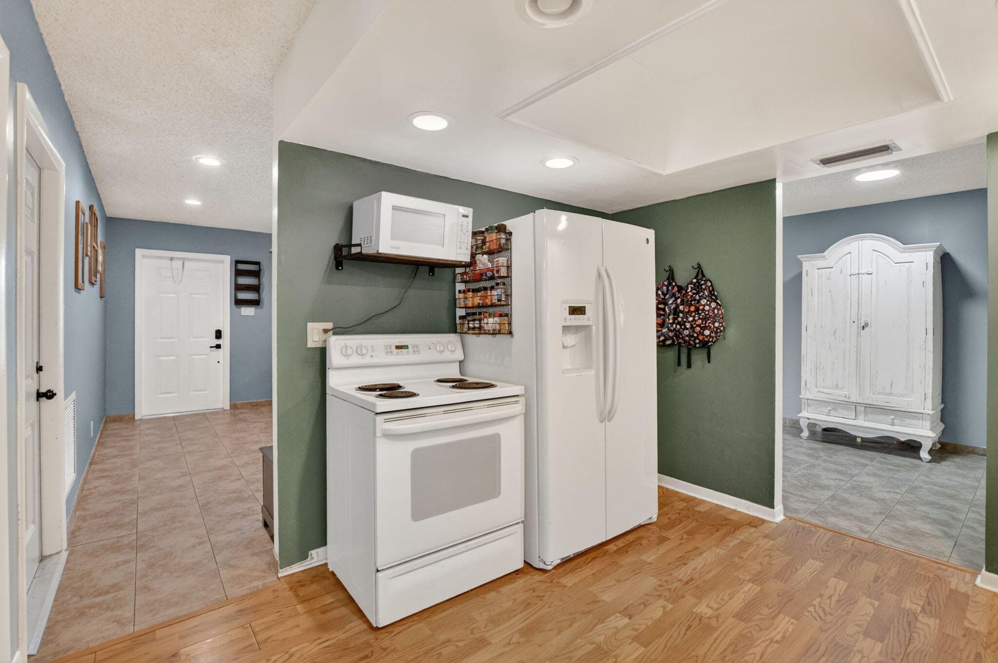 1140 NW 49th Street, Deerfield Beach, FL 33064 — photo 12 of 43