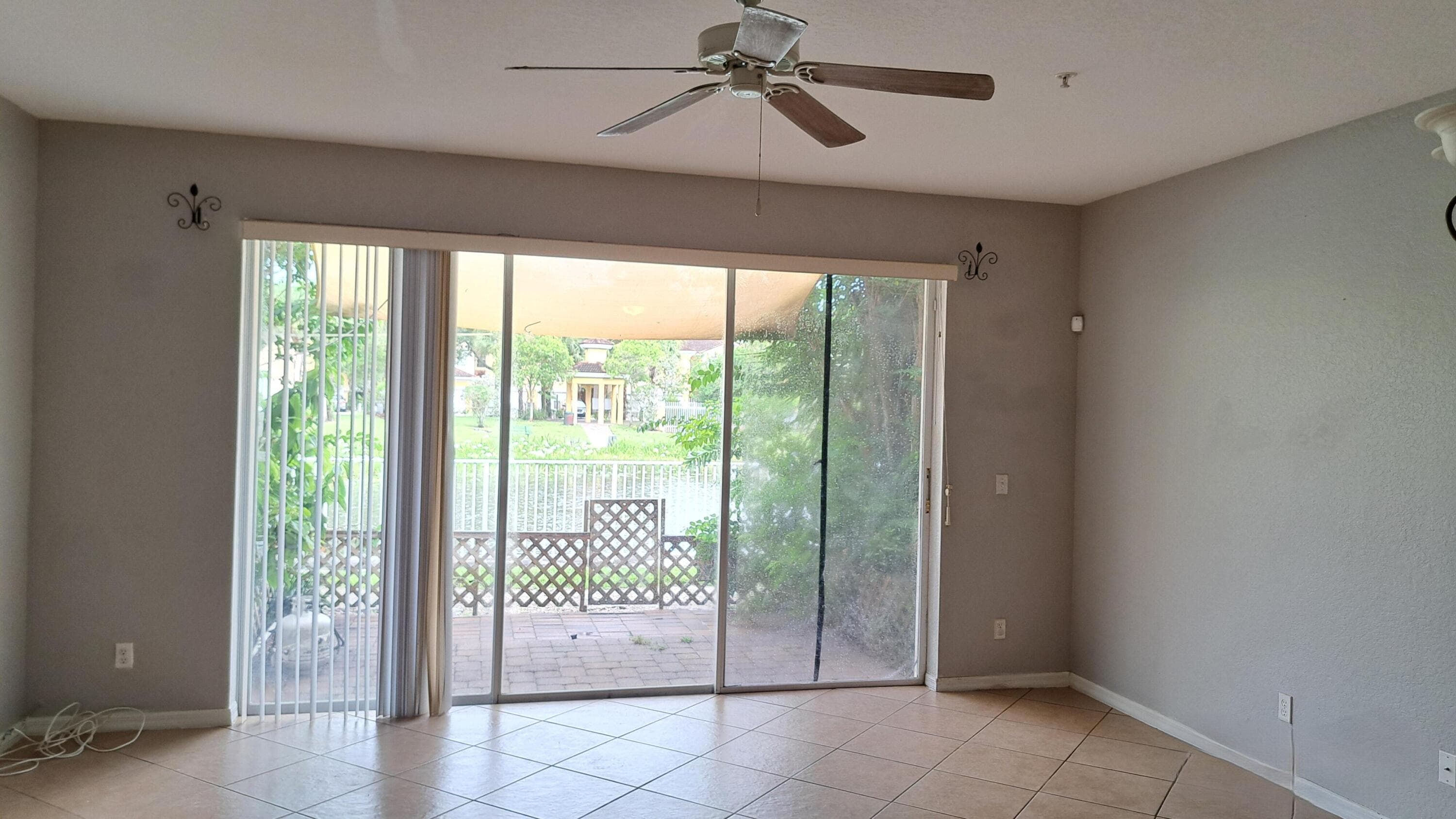 862 Pipers Cay Drive, West Palm Beach, FL 33415 — photo 2 of 10