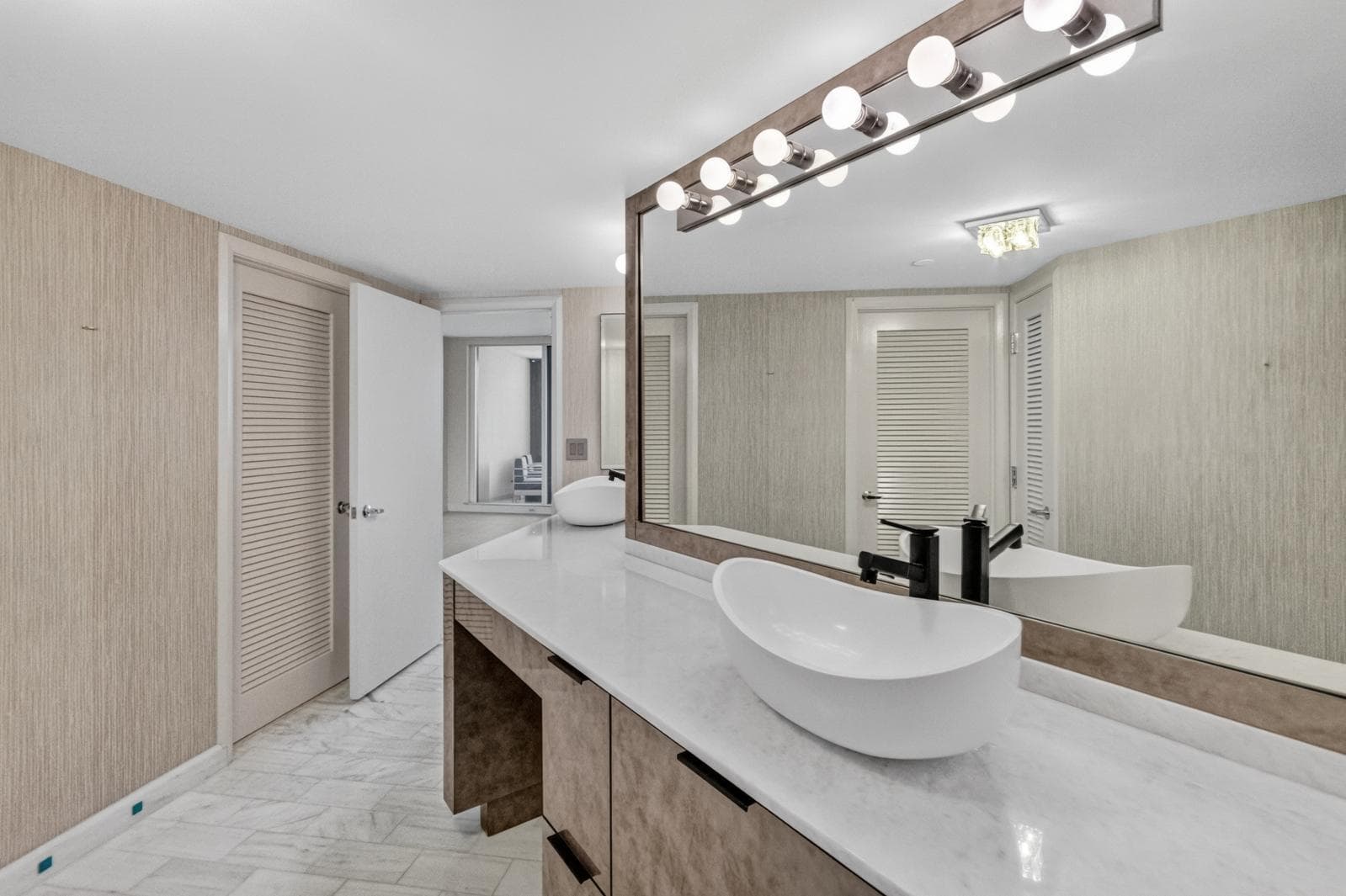 100 Lakeshore Drive 1755, North Palm Beach, FL 33408 — photo 44 of 97