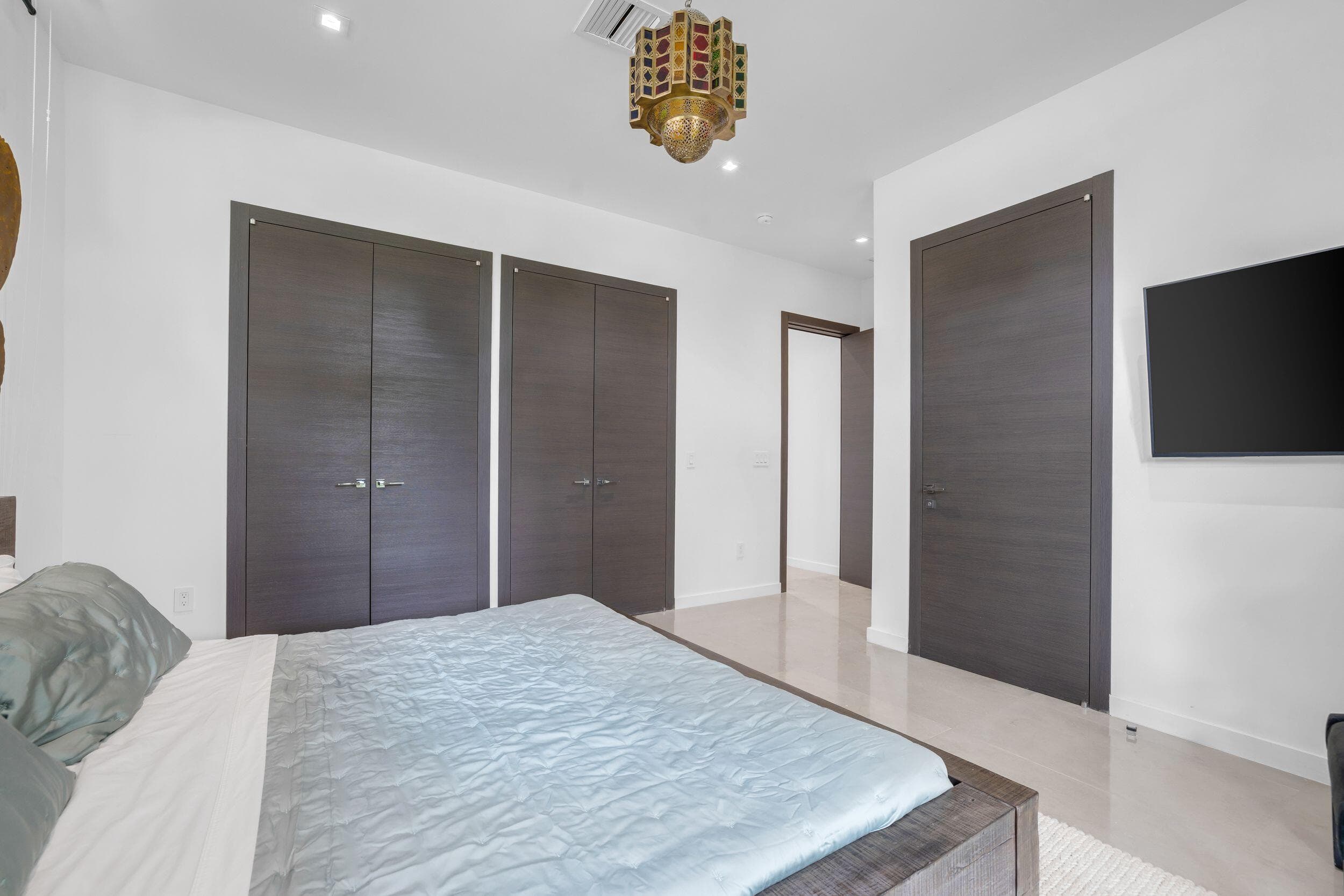3462 NE 171st Street, North Miami Beach, FL 33160 — photo 76 of 105