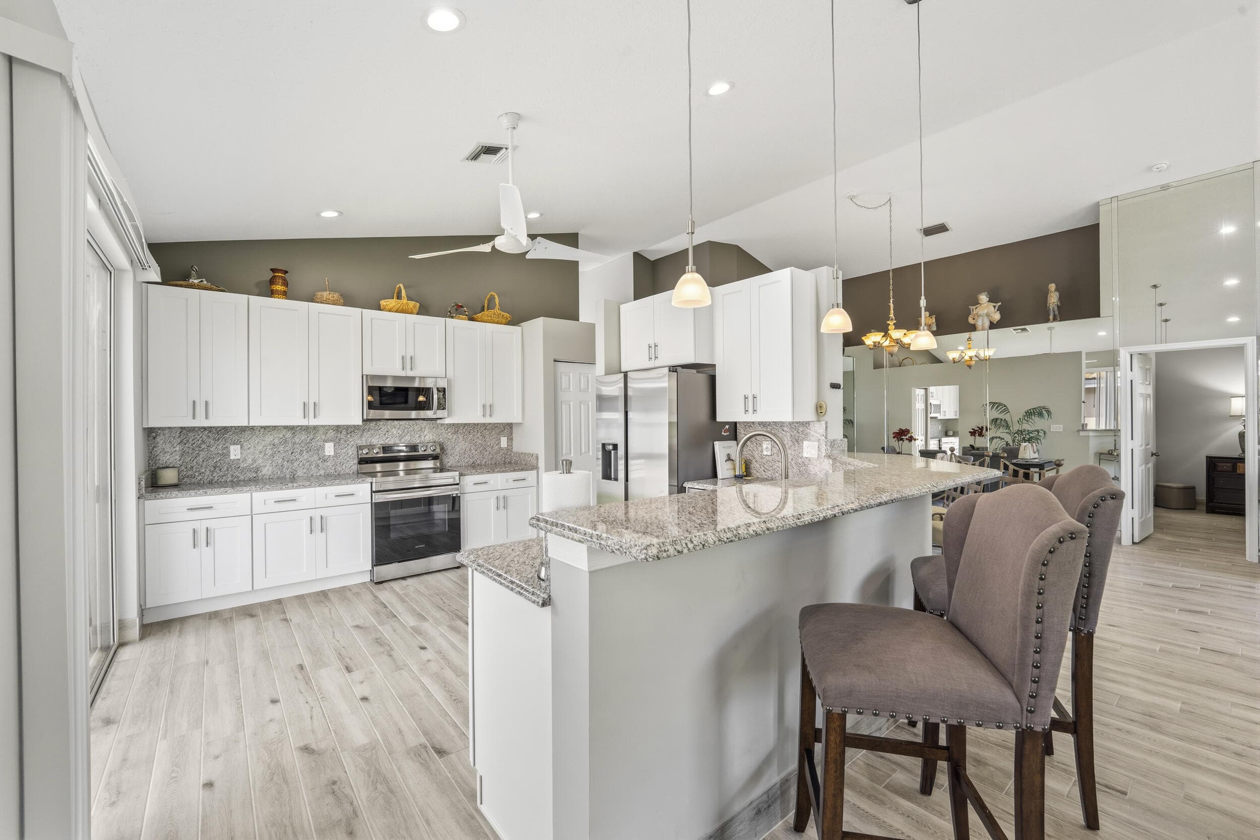 3198 SE Carrick Green Court, Port St. Lucie, FL 34952 — photo 4 of 35