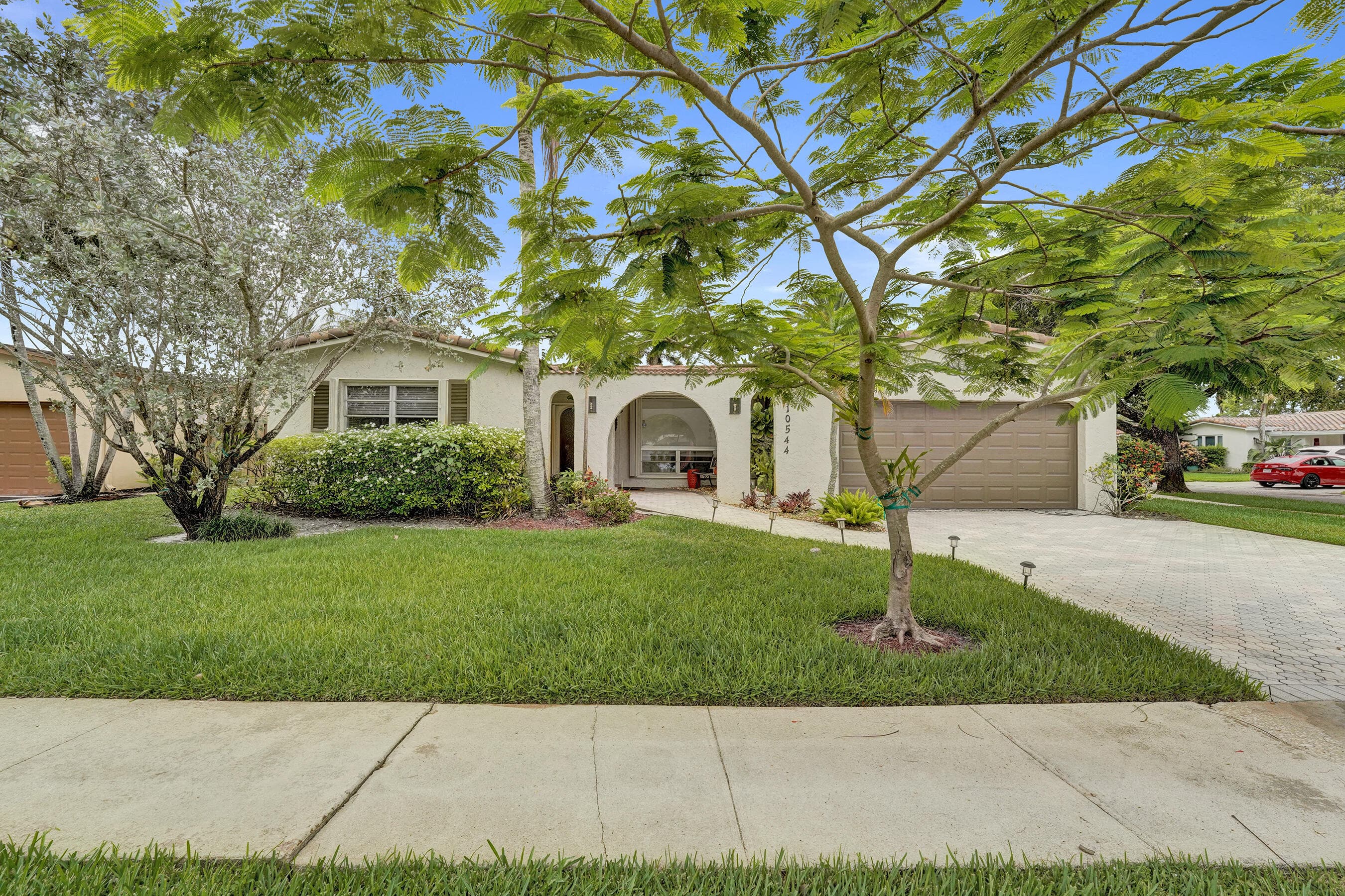 10544 NW 4th Street, Plantation, FL 33324 — photo 2 of 63